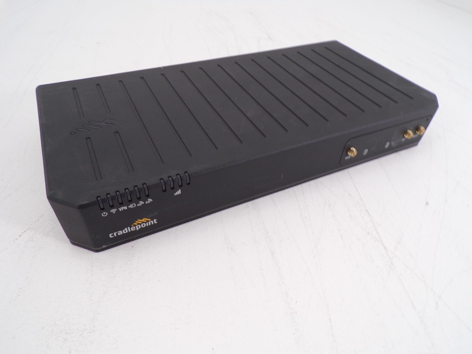 CradlePoint E3000-C18B E3000 Series Enterprise Router