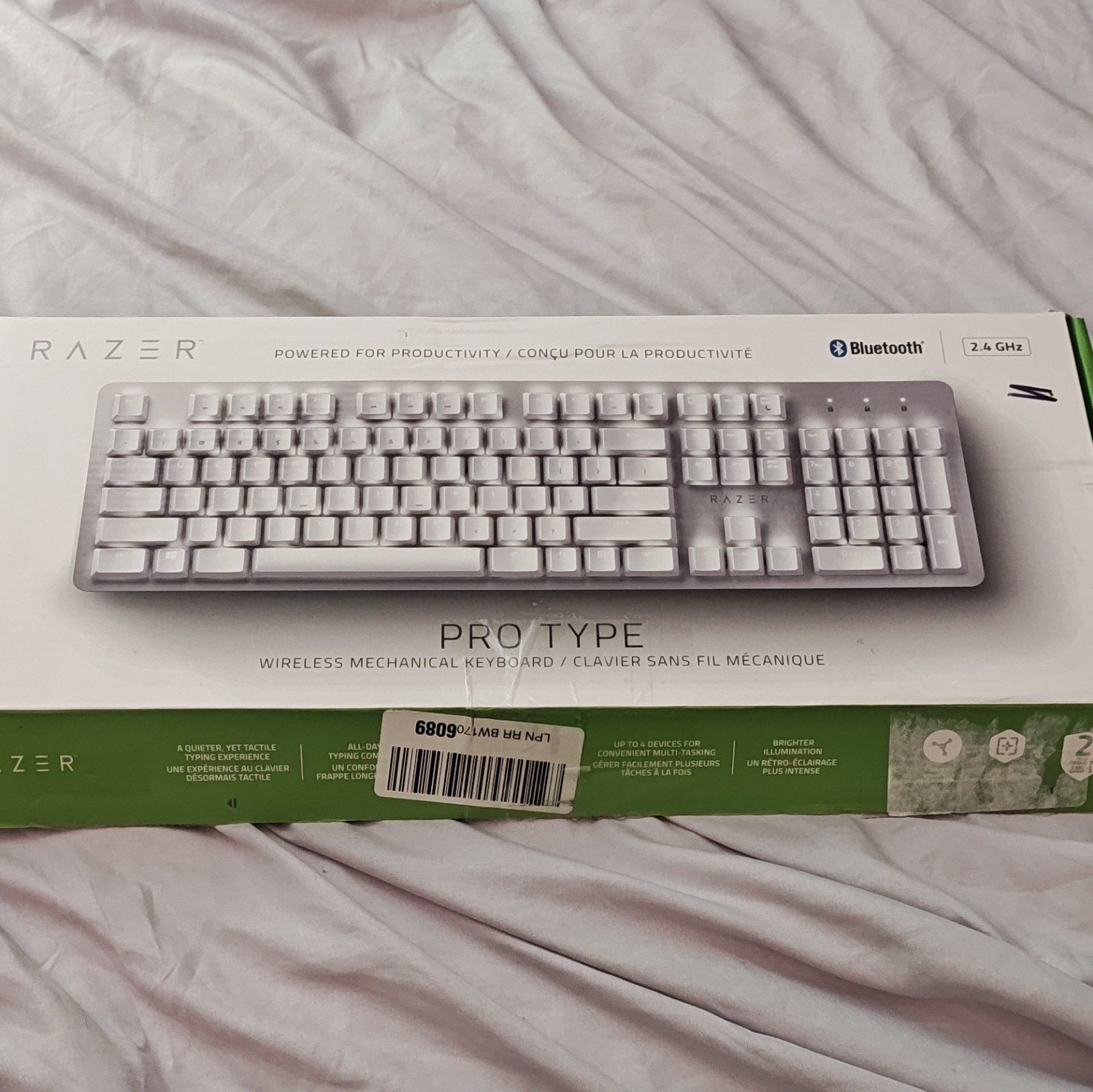 Razer Pro Type White Wireless Mechanical Gaming Keyboard with Box / All pieces
