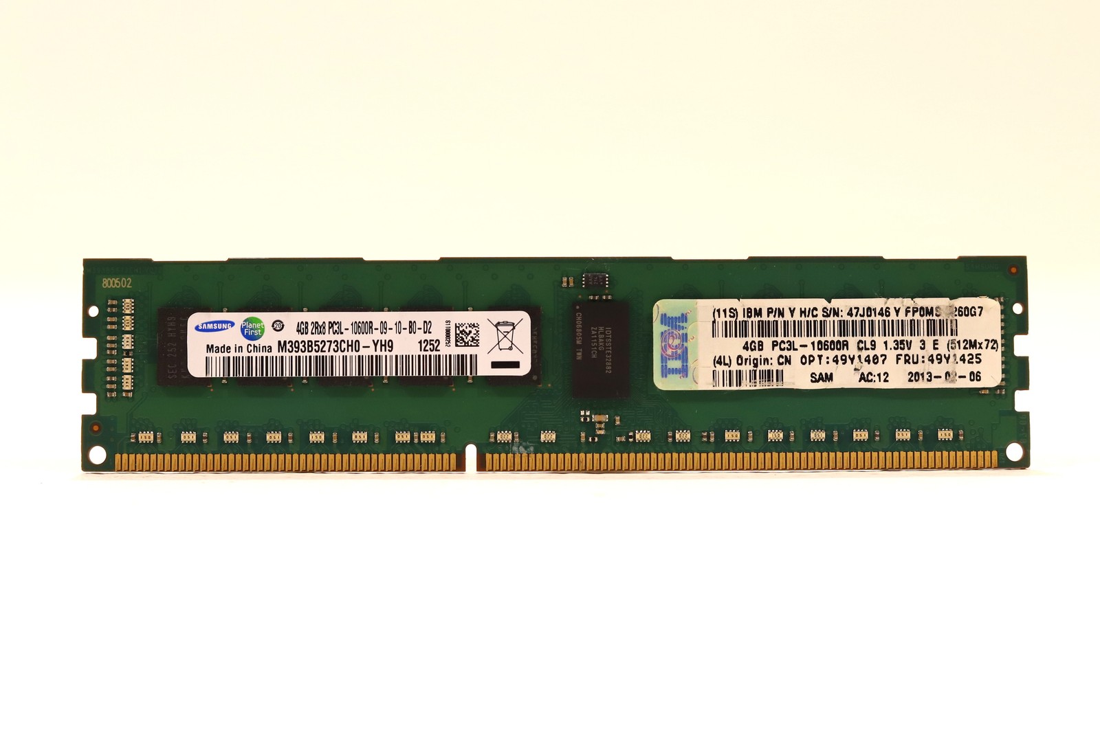 Samsung 4GB 2Rx8 PC3L-10600R-09-10-B0-D2 ECC REG Server Memory M393B5273CH0-YH9