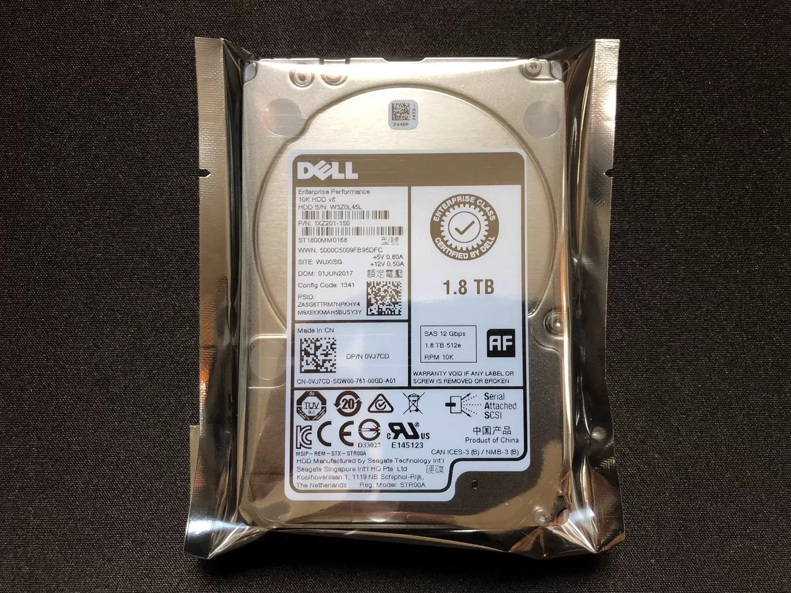 0VJ7CD Dell VJ7CD ENTERPRISE 1.8TB 10K 12Gbps SAS 2.5'' HARD DRIVE ST1800MM0168