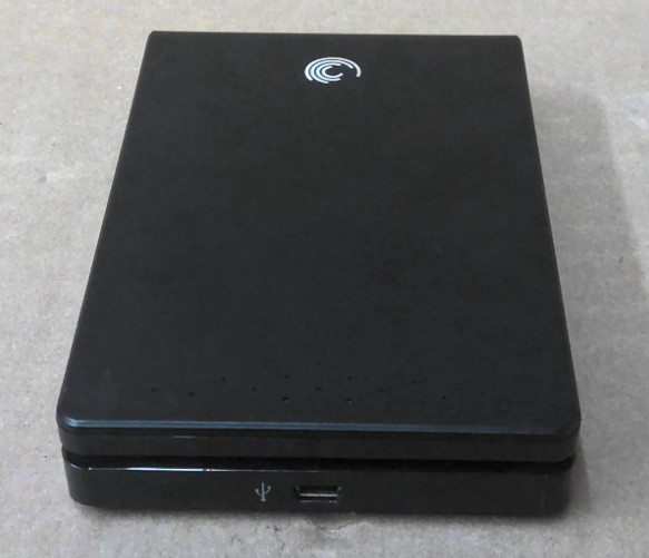 Seagate FreeAgent Go external hard drive 1TB 9KW2AL-502