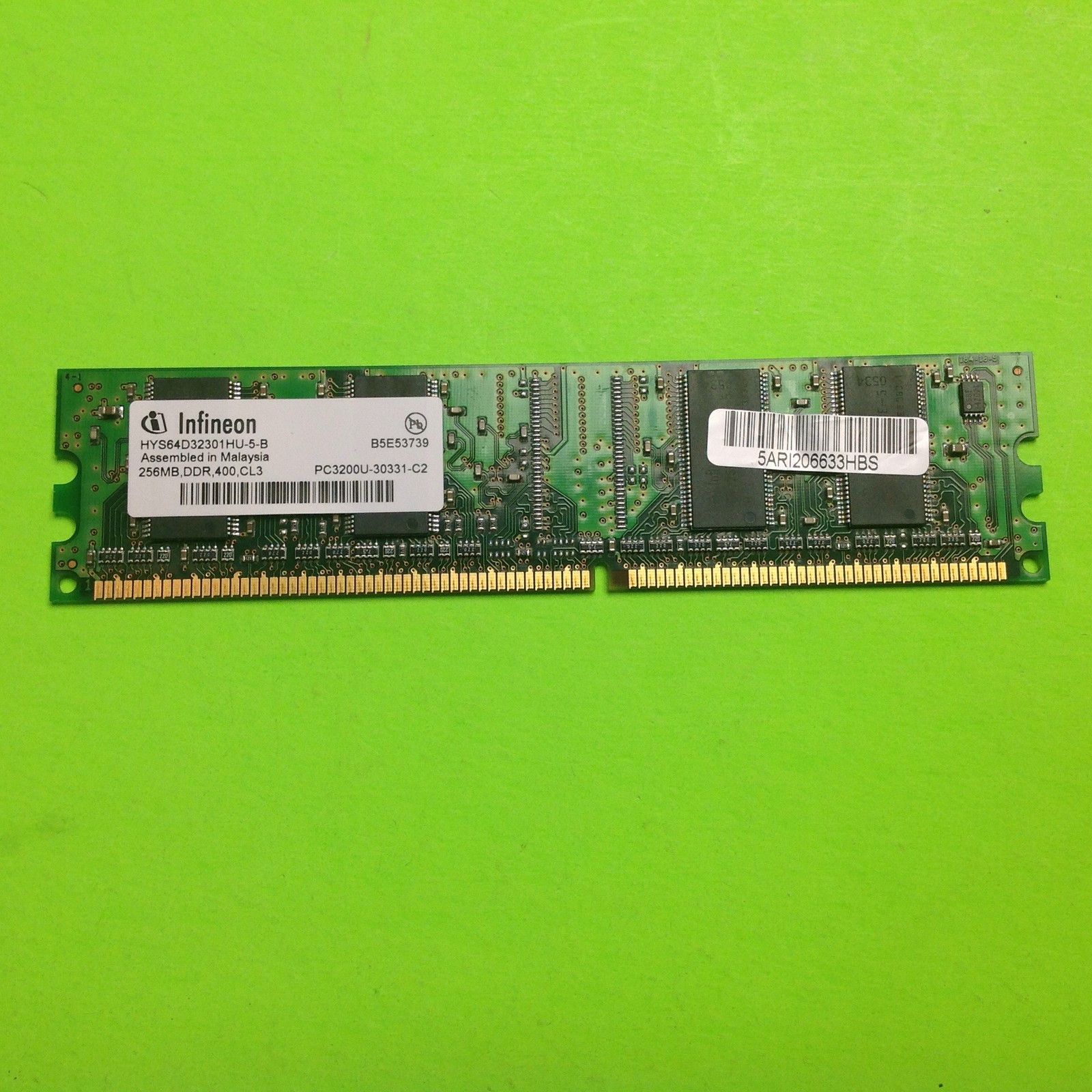 Infineon HYS64D32301HU-5-B 256MB DDR-400 (PC-3200) PC-3200U Random Access Memor
