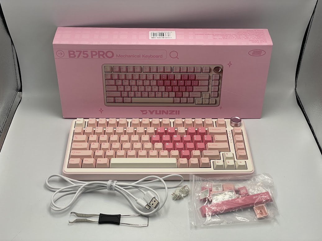Yunzii B75 PRO Wireless Mechanical Gaming Keyboard - Pink
