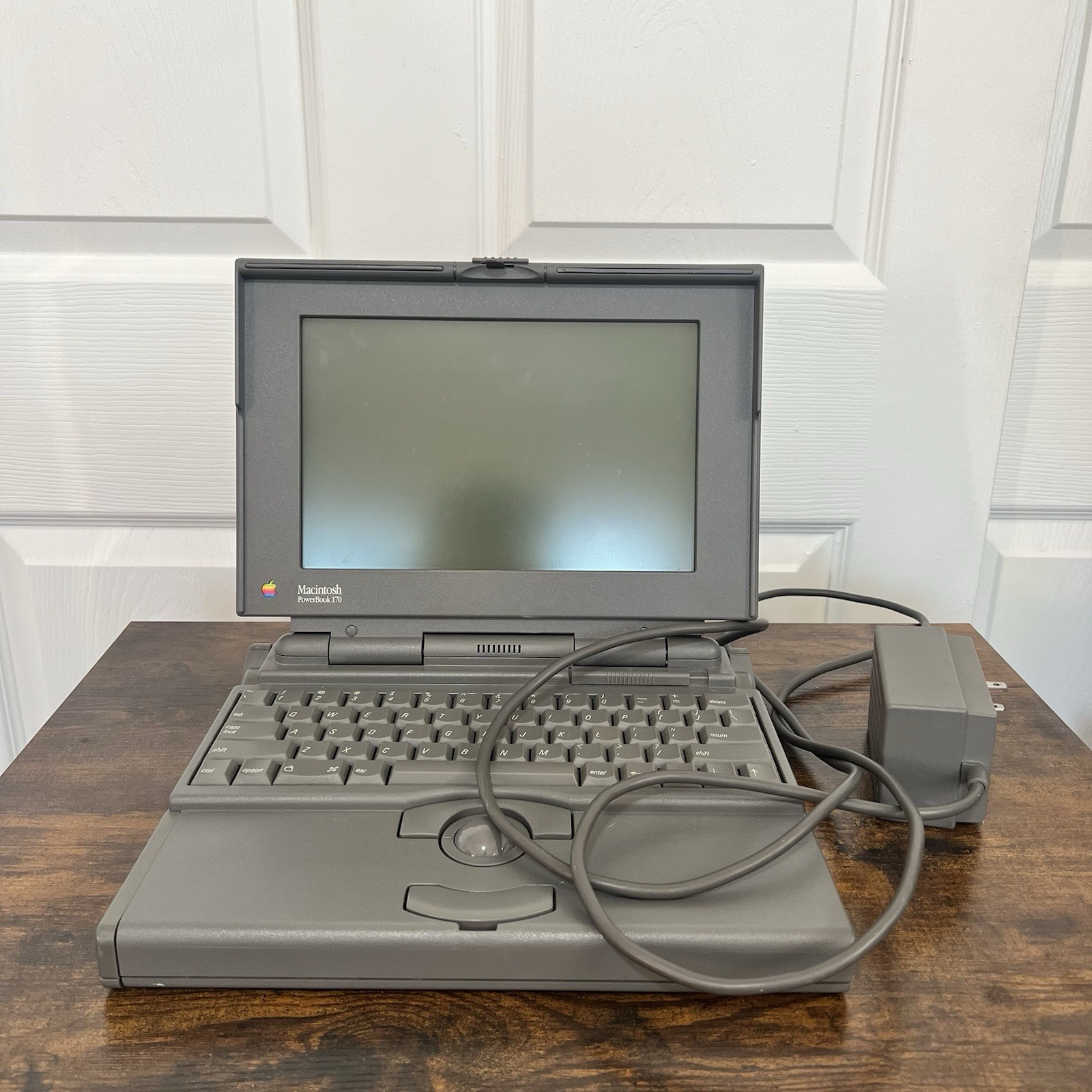 Apple Macintosh Powerbook 170 M5409 for Parts Clean Mac Vintage Laptop