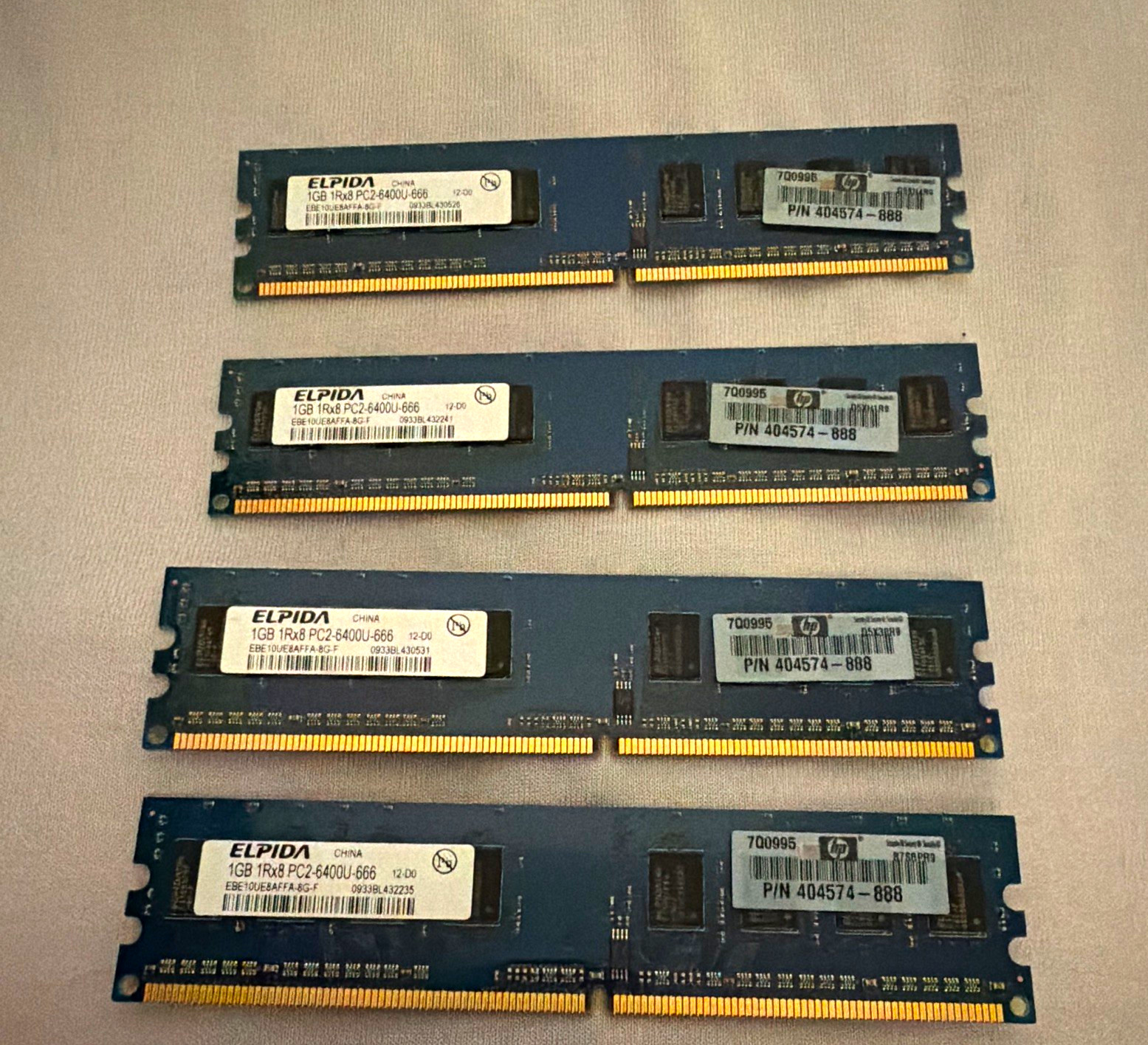 Elpida 4GB (4x1GB) DDR2 SDRAM DIMM PC2-6400U-666 240-Pin Unbuffered