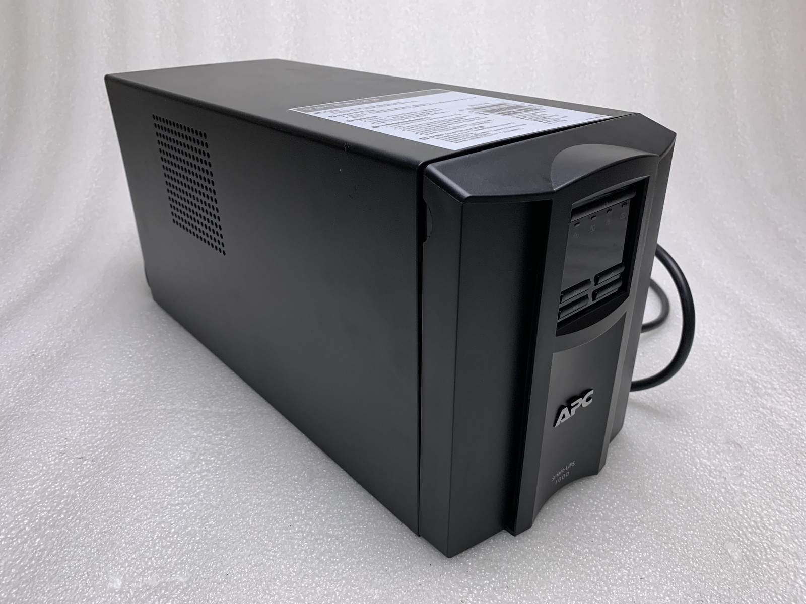 APC SMT1000TW Smart-UPS 1000 670W 8-Outlets w/ APC AP9620 Card, WORKS NO BATTERY