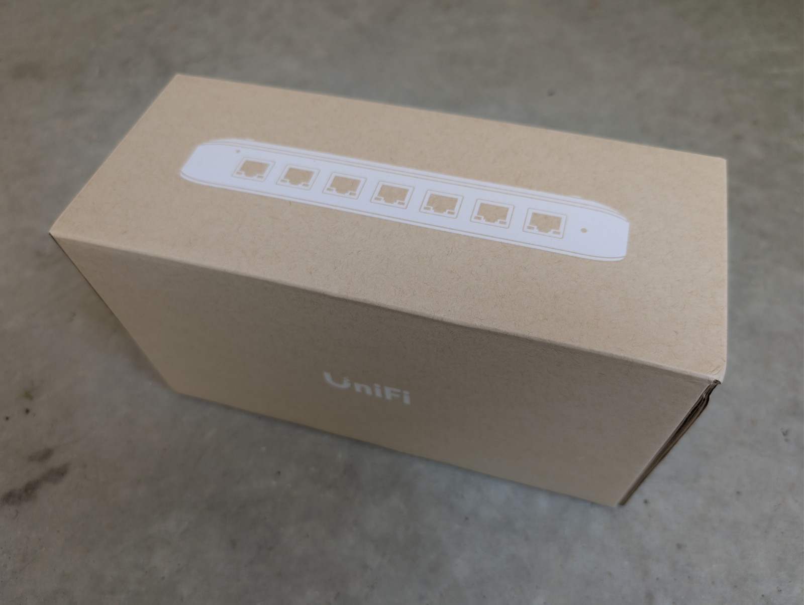 Ubiquiti Networks USW-Ultra-60W 8-port GbE PoE , NEW
