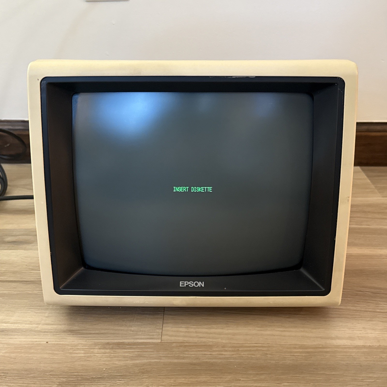 Rare Epson QX-10 Monitor Q702A (NO Video Cable) Great Condition Tested & Works