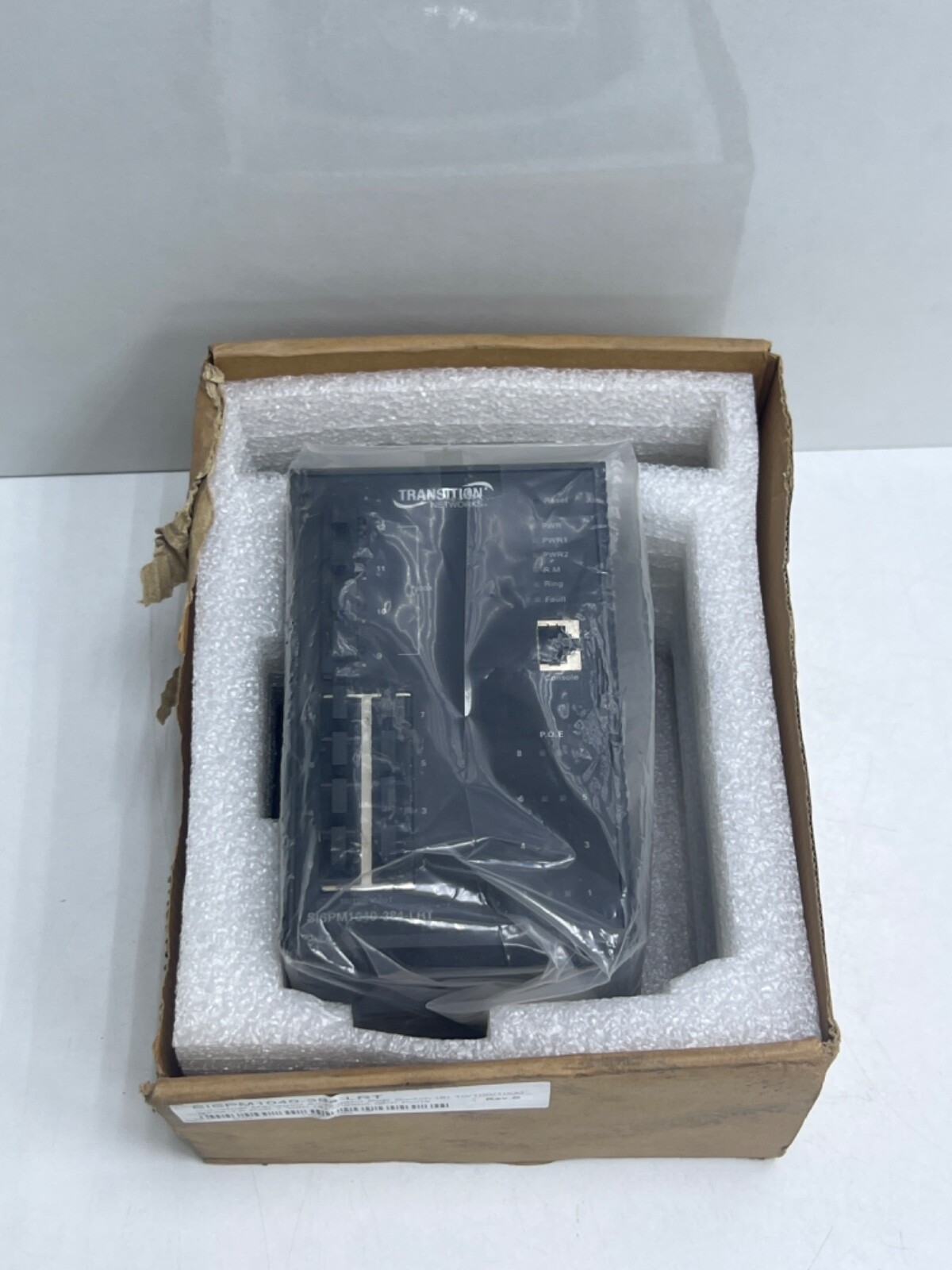 TRANSITION NETWORKS SISPM1040-384-LRT INDUSTRIAL SWITCH