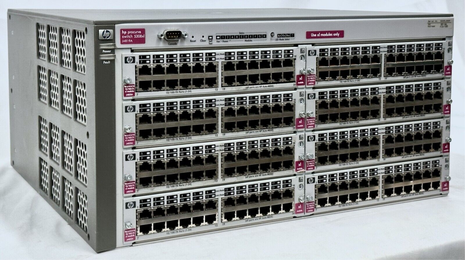 HP Procurve Switch 5308xl J4819A w/ 8x J4820A 24-port 10/100-TX Ethernet