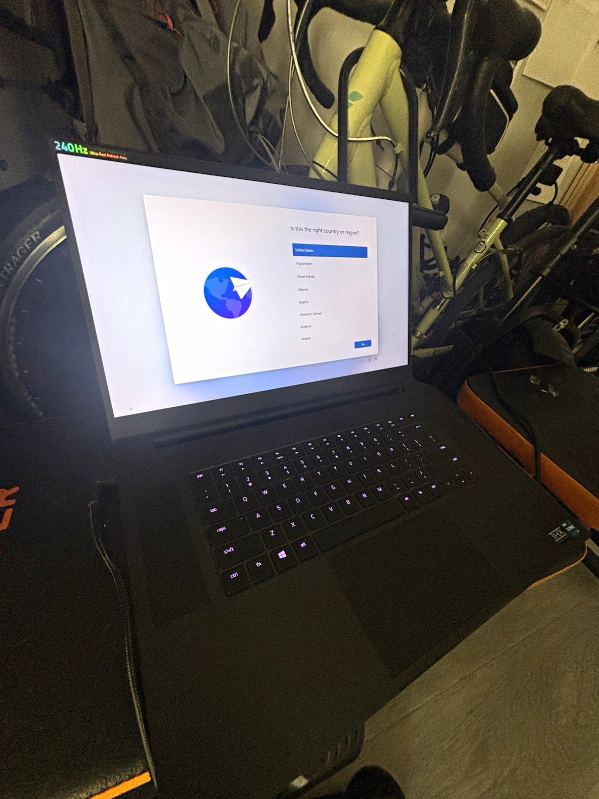 2022 Razer 17.3" NVIDIA 3070 QHD 240Hz Gaming Laptop Intel Core i7, Charger