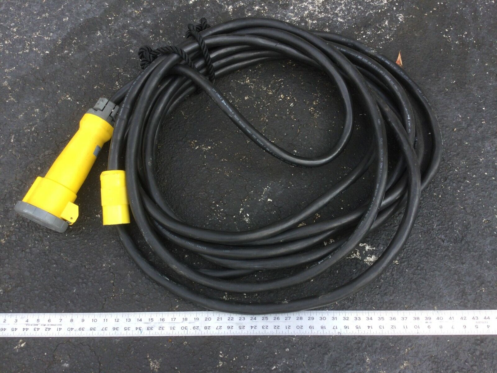 Marine Power Cable w/Hubbell Plugs - aprox 30 Feet