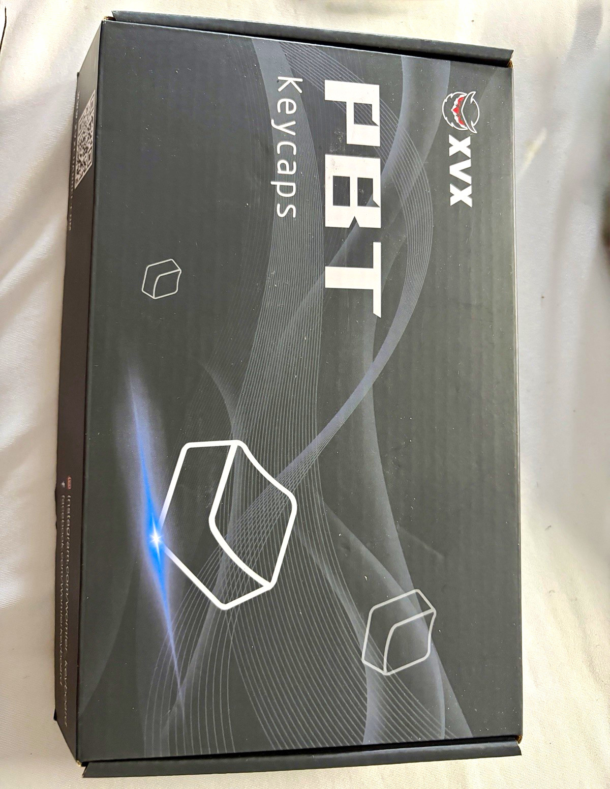 XVX PBT Japanese Keycaps Set 132-Key, Black & White Replacement Keycaps