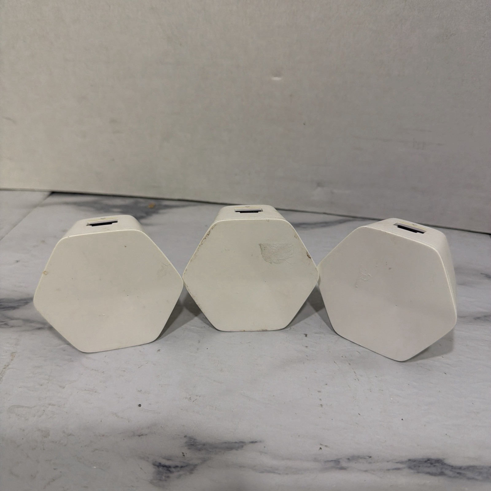 3 Xfinity xFi Pods (1st Generation, Model XE1-S) WiFi mesh range extenders work