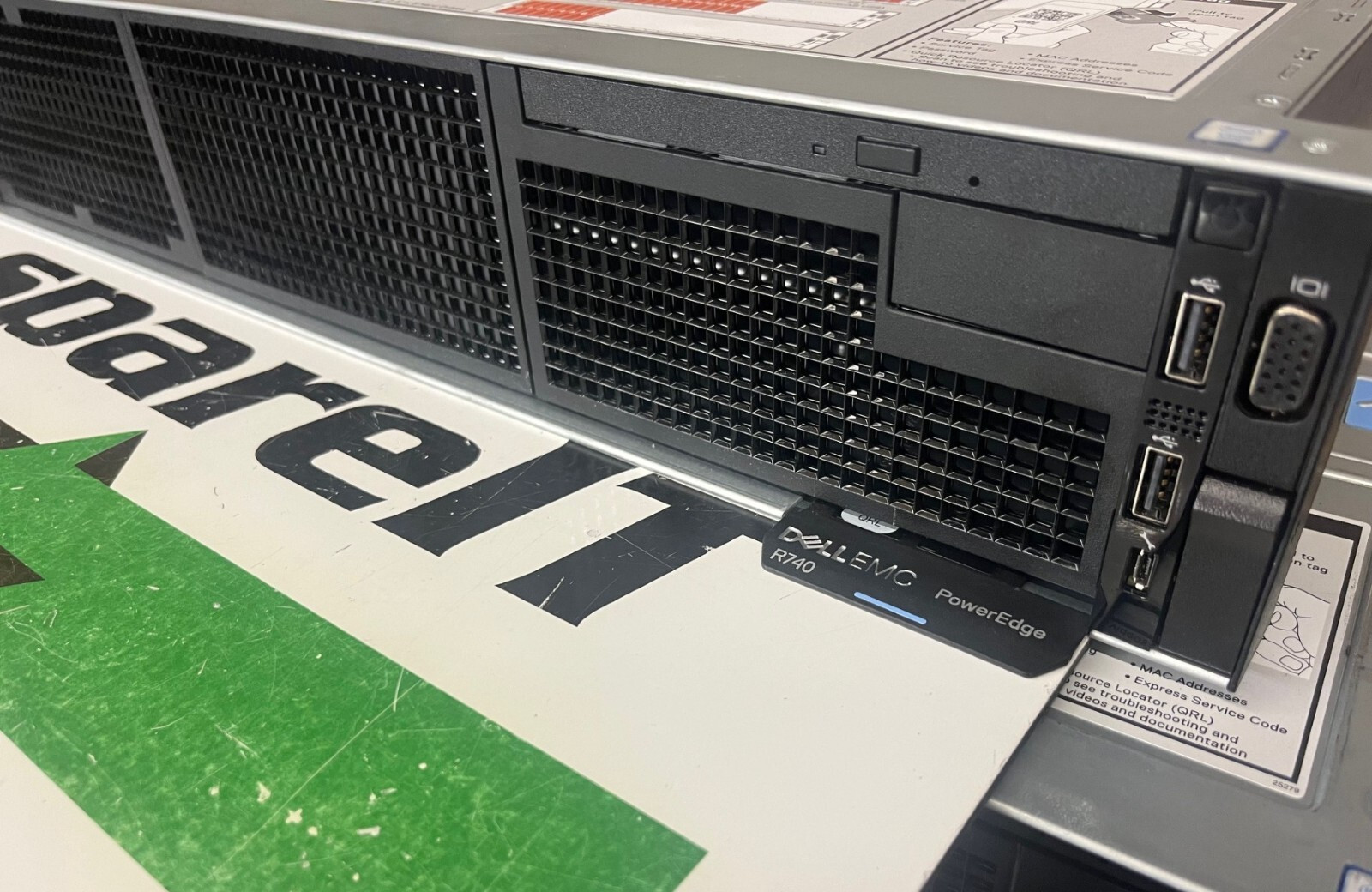 Dell R740 Server Diskless Config 2x Silver 4110 &1100W AC P/S 3 Riser No RAM/HDD