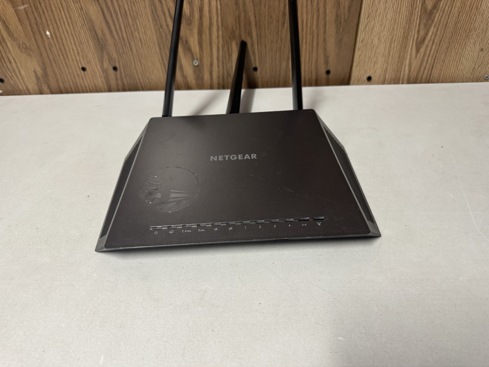 NETGEAR Nighthawk DST AC1900 Dual-Band Mesh Smart Wi-Fi Wireless R7000 - Router