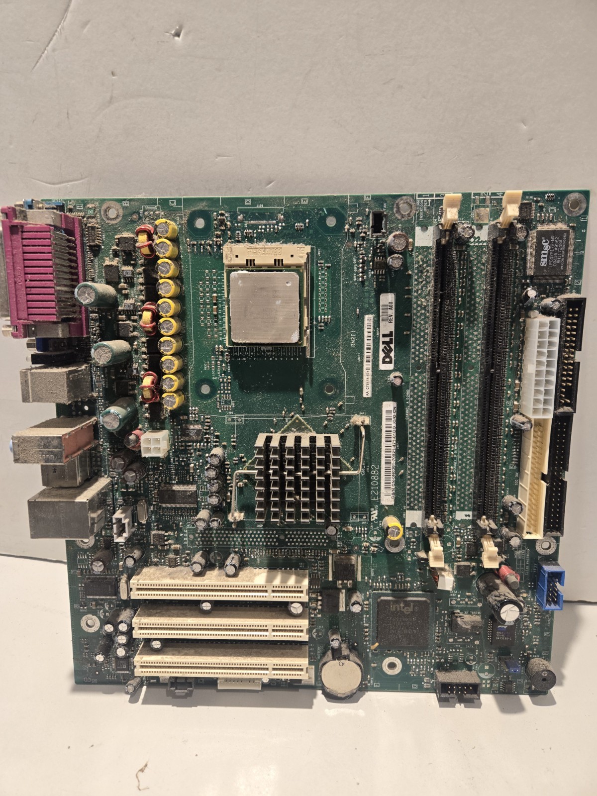 Dell E210882 Motherboard Intel Pentium  4