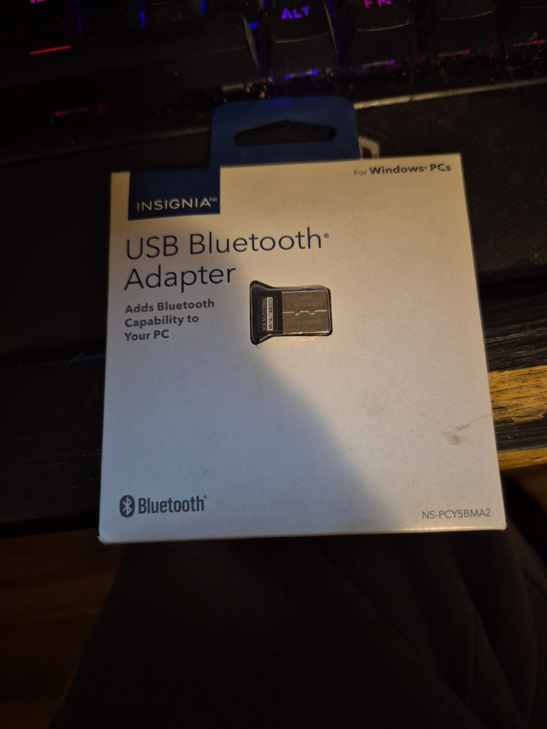 Insignia Bluetooth 4.0 USB Adapter Adds Bluetooth To PC