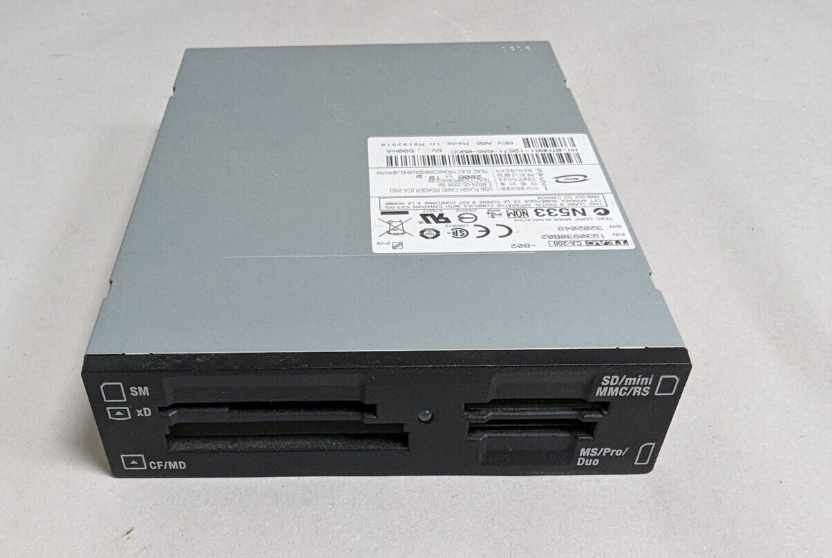 TEAC CA-200  FLASH CARD READER P/N 1930930B02 N533