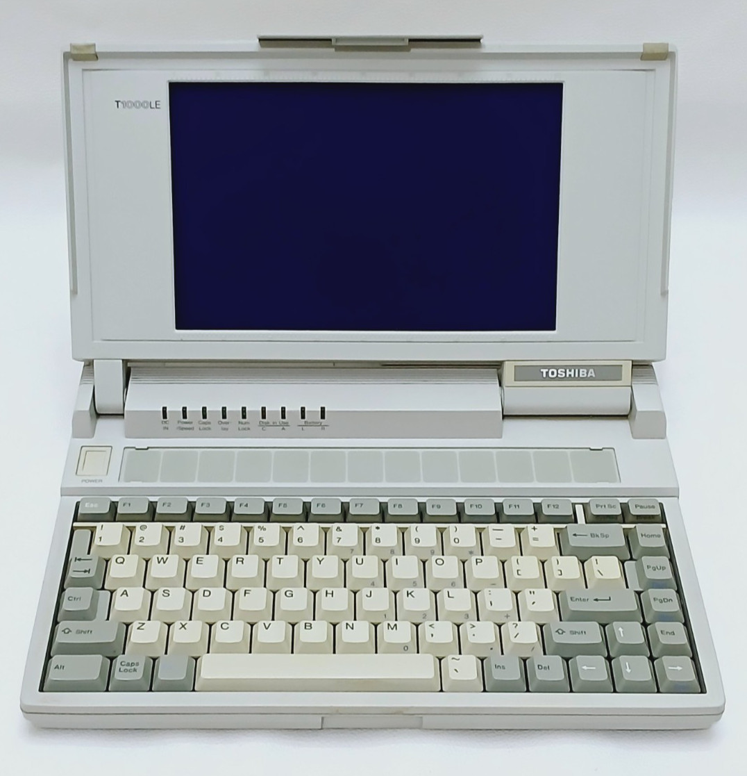 Retro Vintage Toshiba T1000LE System unit Laptop -  for parts only - not working