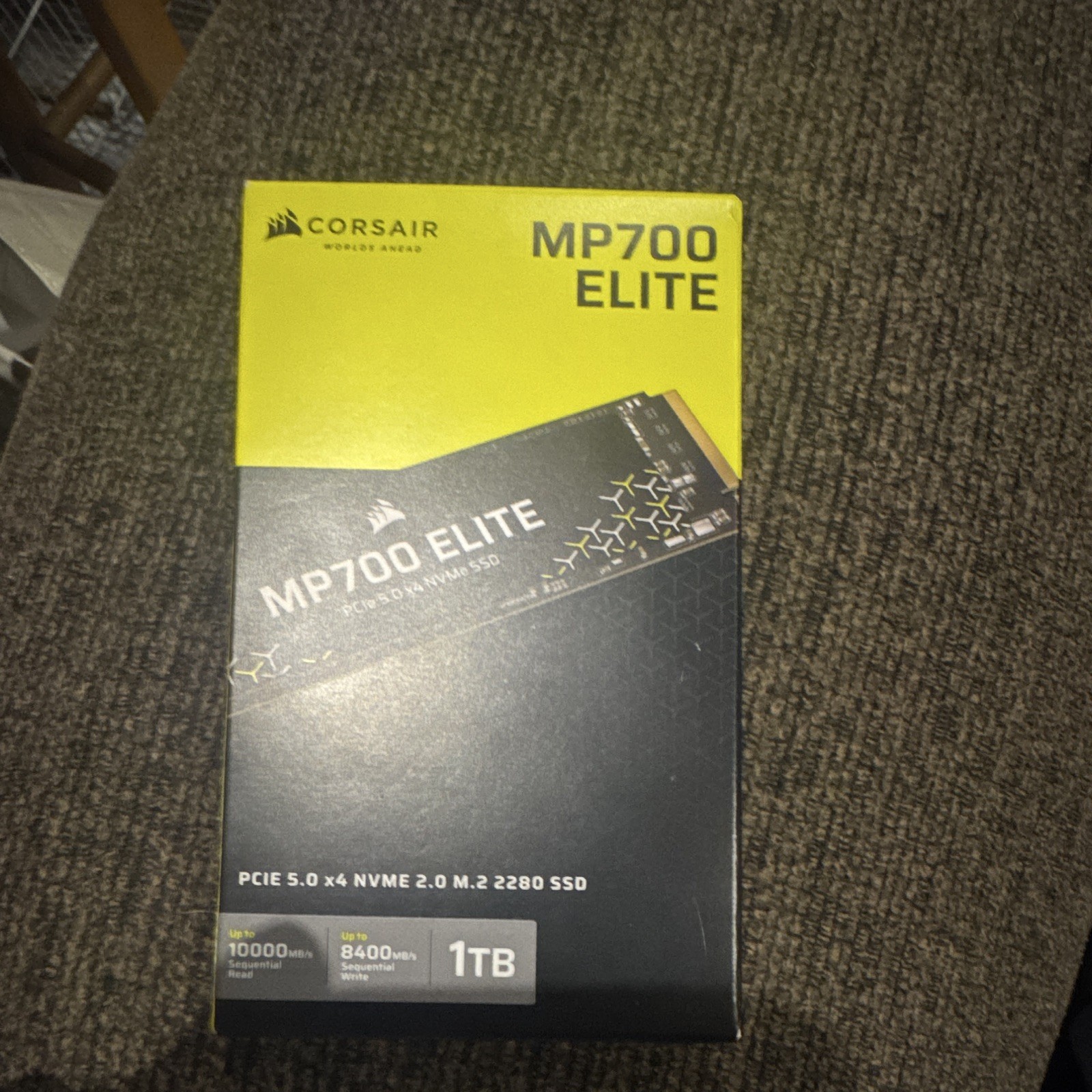 Corsair MP700 Elite 1TB PCIe 5.0 x4 NVMe M.2 2280 SSD w/ Heatsink