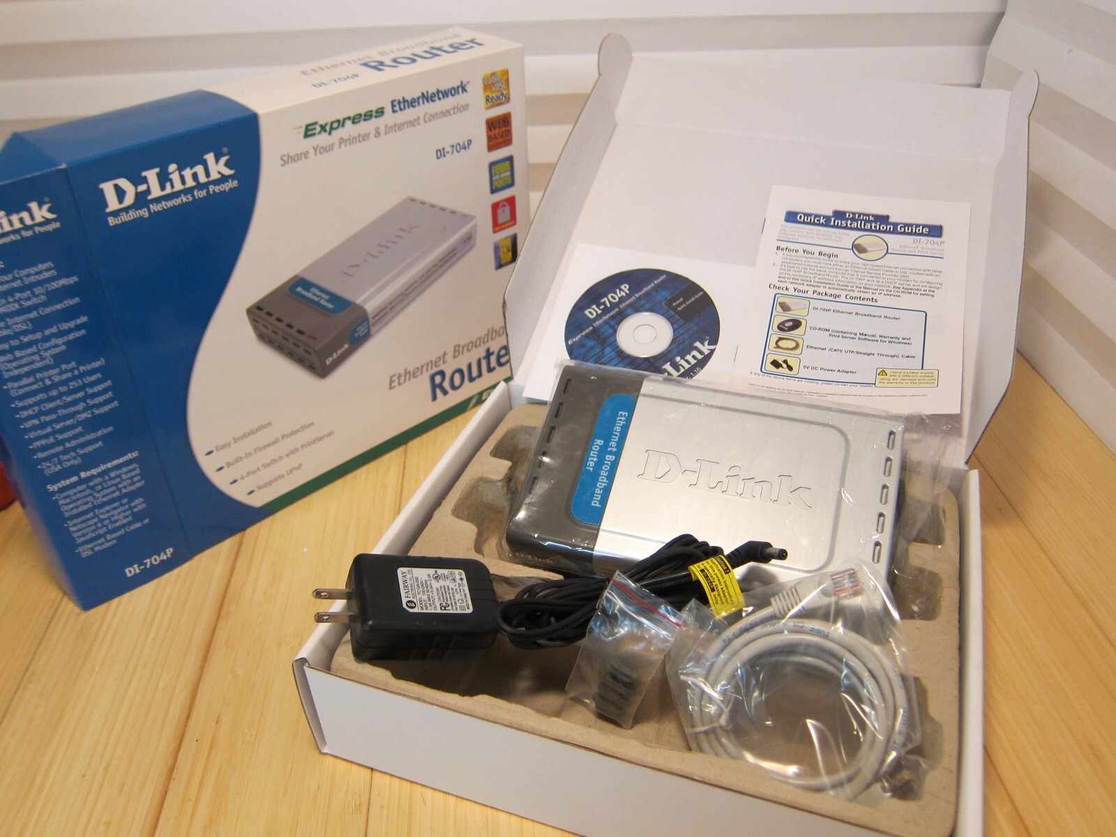 D-Link DI-704P Ethernet Broadband Router 4-Port Switch In Box Tested Working