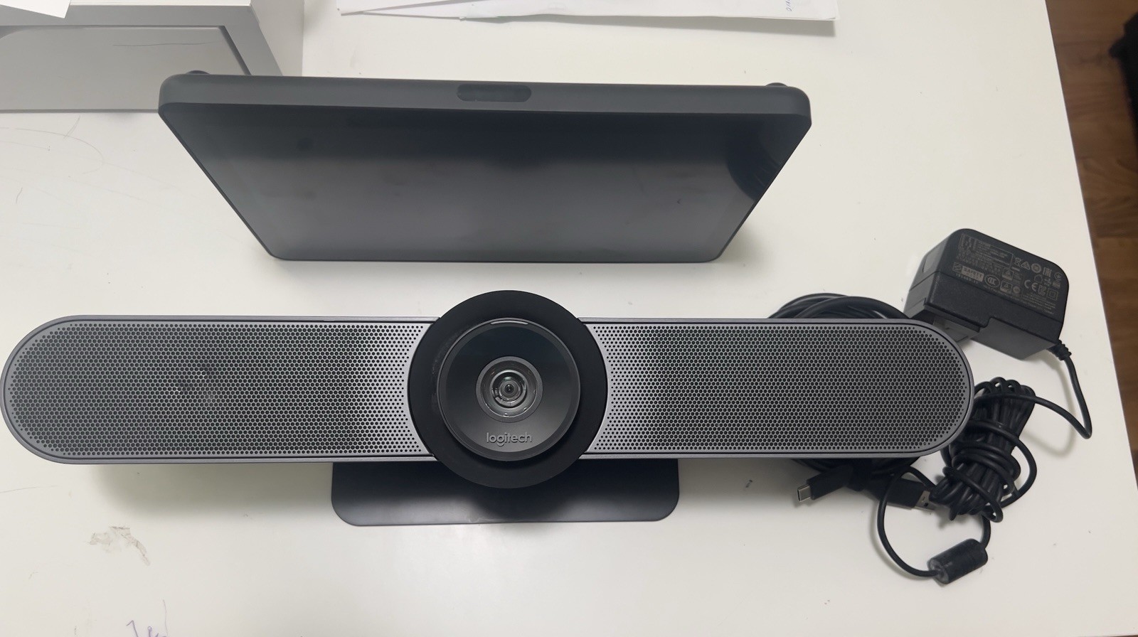 Logitech MeetUp 4K Conference Video Camera USB V-R0007