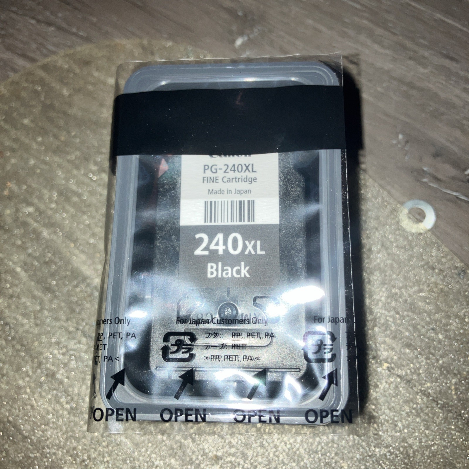Genuine Canon PG-240XL Black New Sealed No Outer Box Not Expired