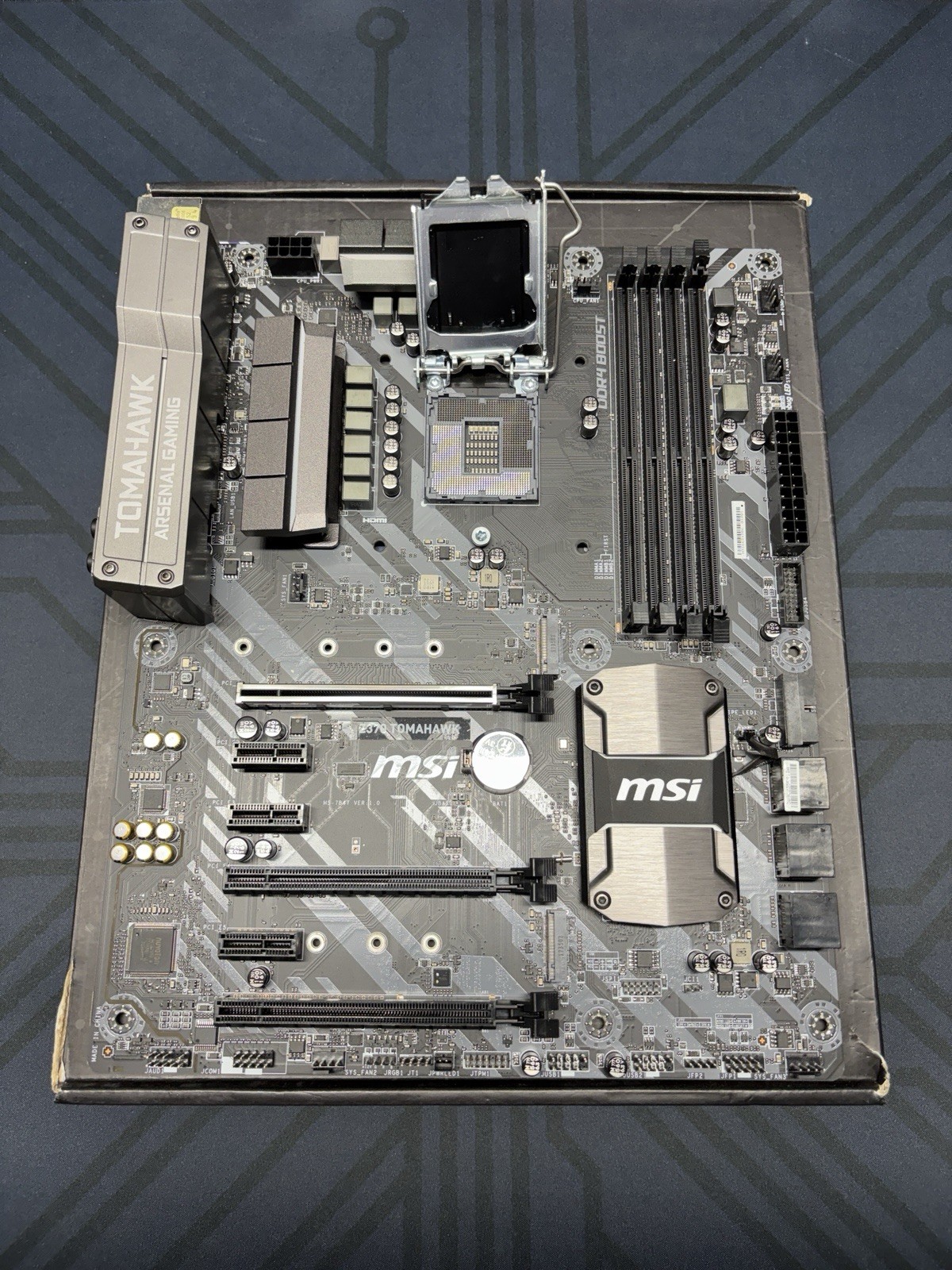 MSI Z370 Tomahawk Arsenal Gaming Motherboard LGA 1151, Intel Gen 8-9th, VR Ready