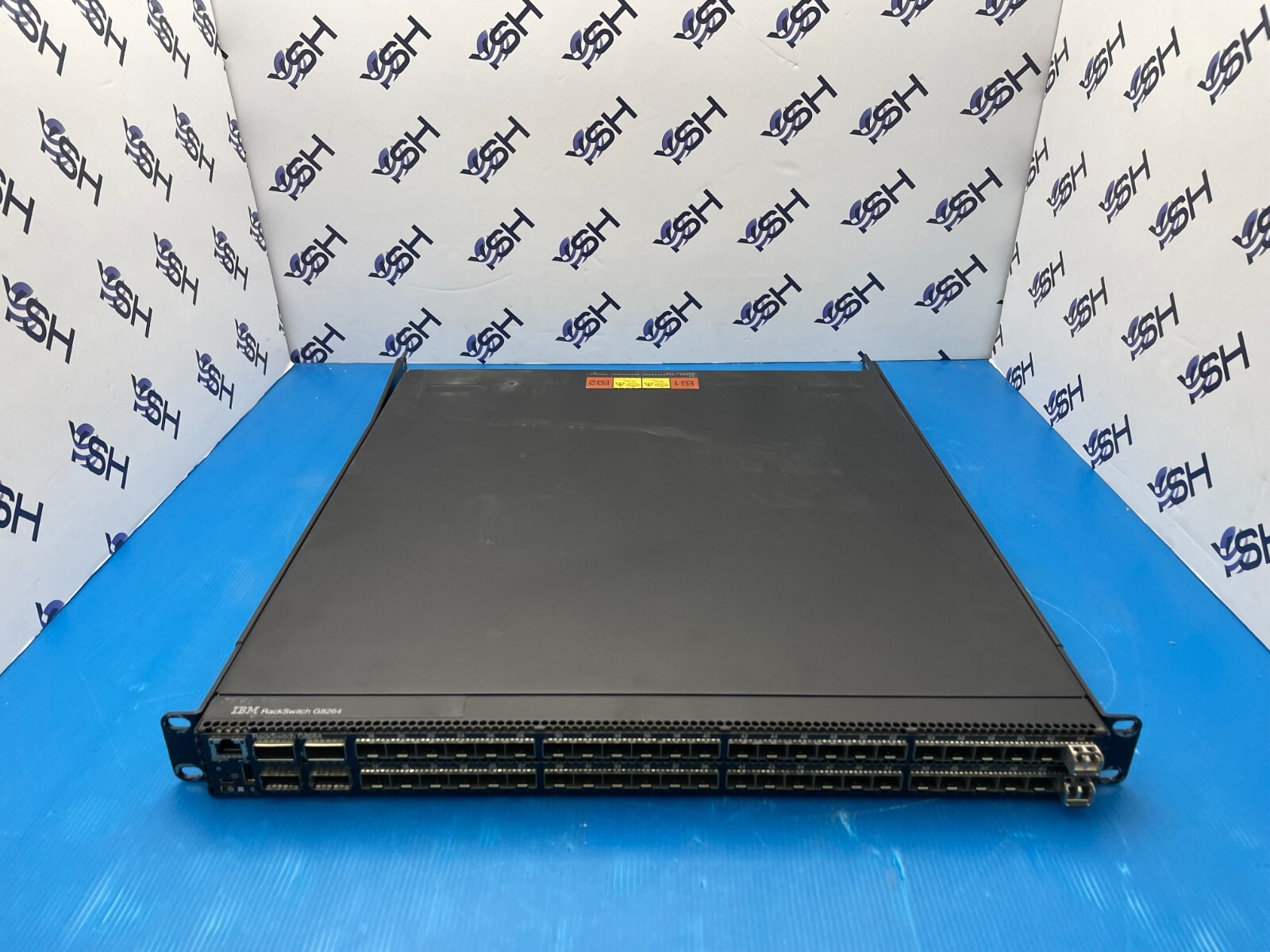 IBM G8264 90Y9488 7309-HC3 / 7309-G64 46C9843 Switch
