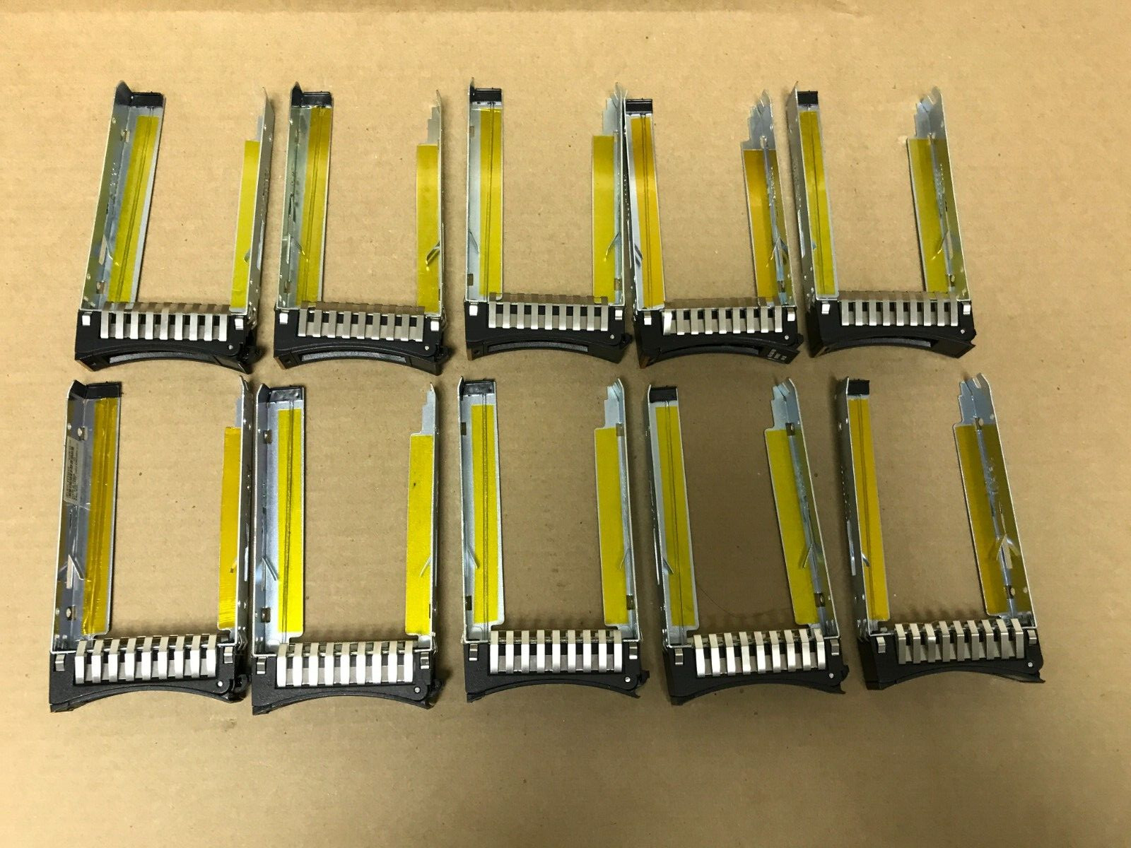 10x 2.5" For 44T2216 IBM x3400 x3500 x3550 x3650 M4 M3 M2 SAS Drive Caddy Tray