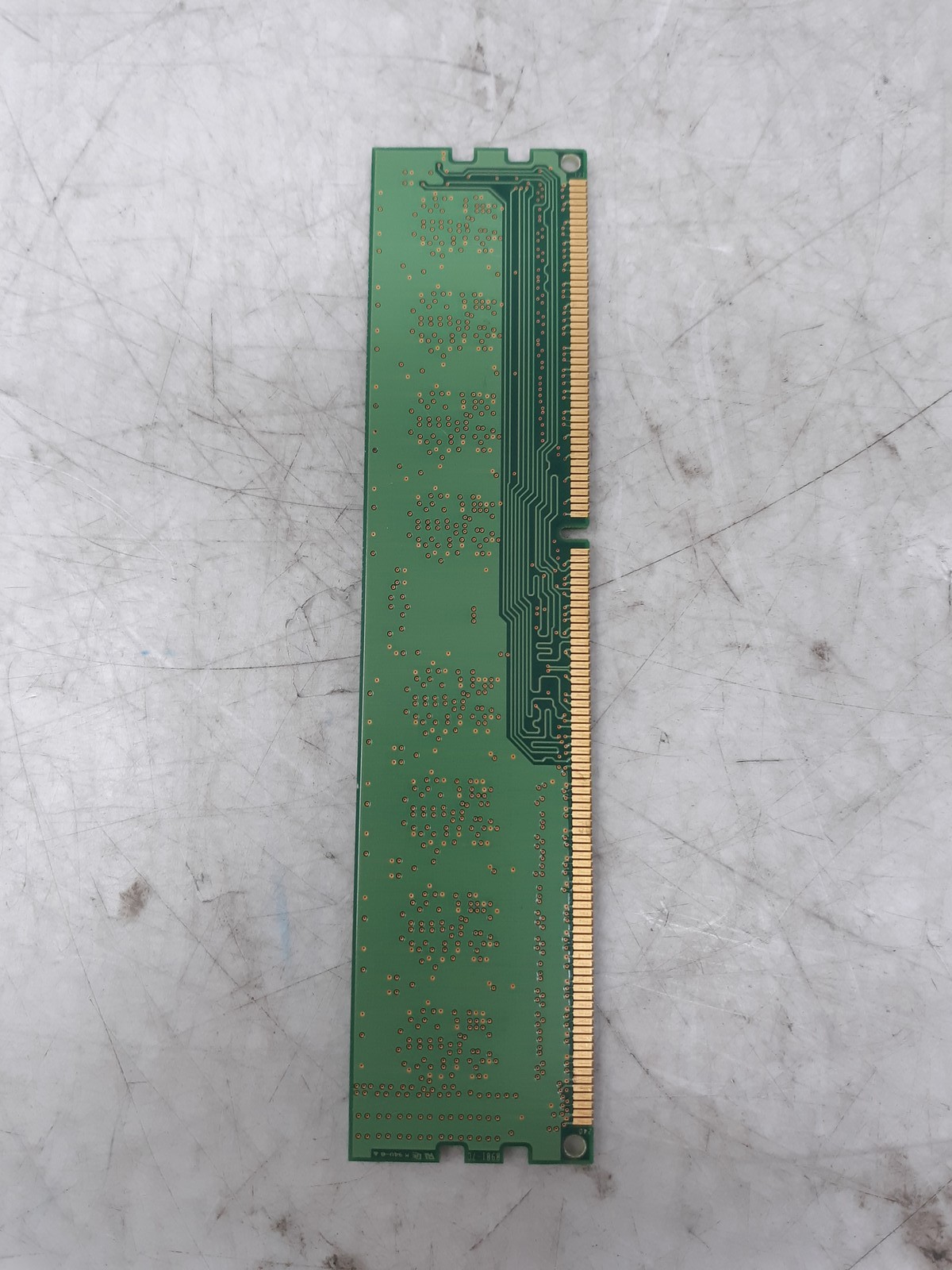 Hynix 1GB DDR3 PC3-8500U 1066MHz DIMM RAM Module HMT112U6AFP8C-G7