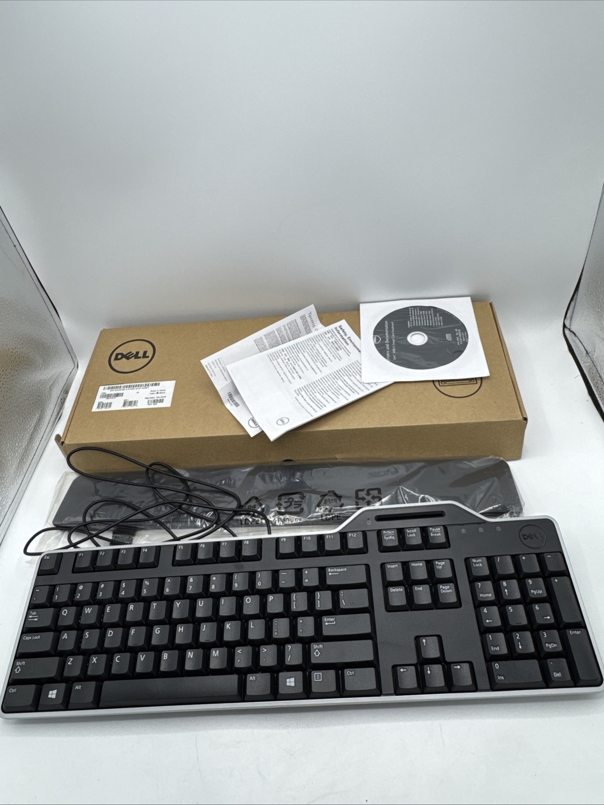 Dell KB813 (KB813BKUS) Smartcard Wired Keyboard - Black