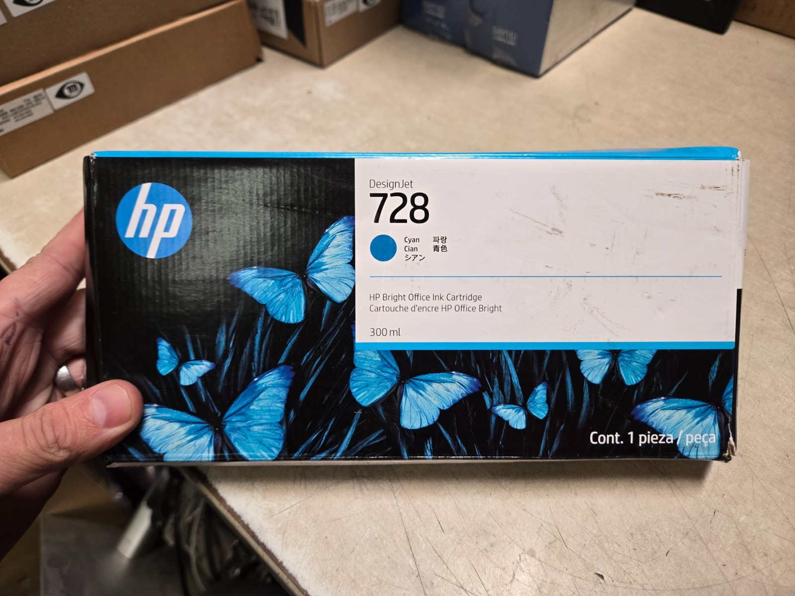 Genuine HP 728 F9K17A 300ml Cyan Ink Cartridge 2028 OEM SEALED IN PLASTIC