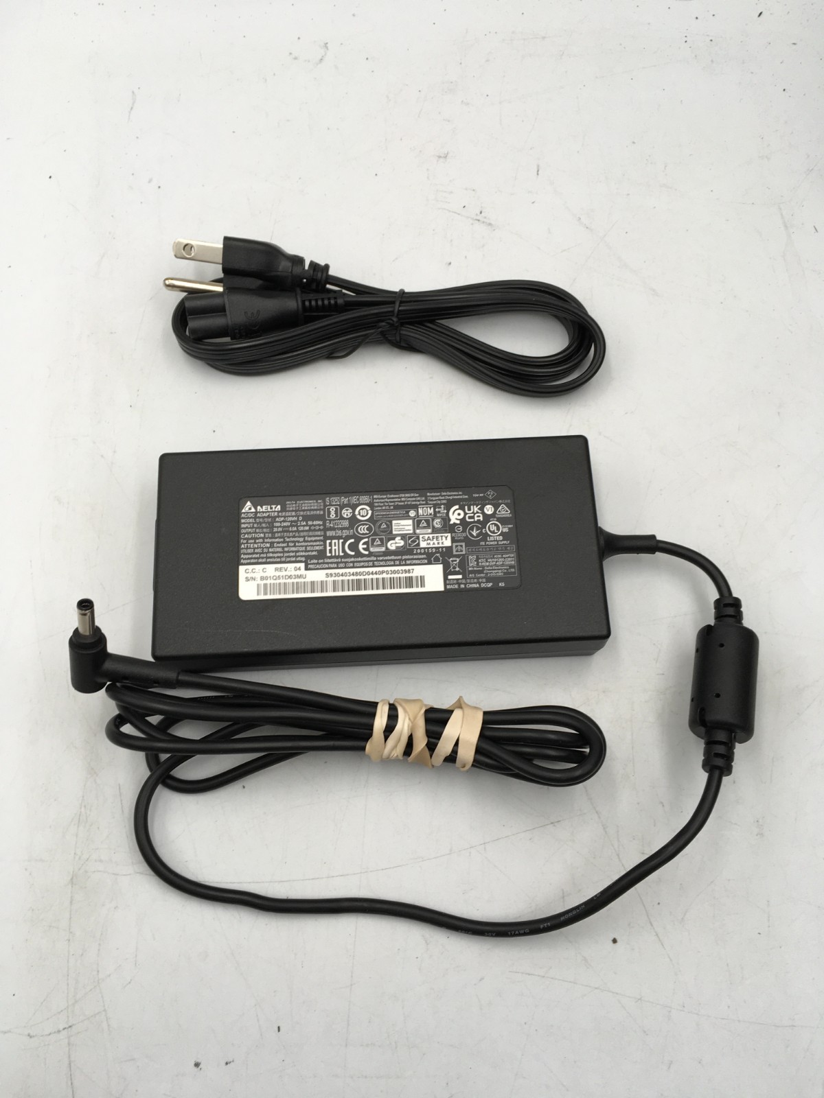 Adapter MSI GF63 Thin Delta AC Power Charger 11SC-430CA ADP-120VH D 20V 6A 120W