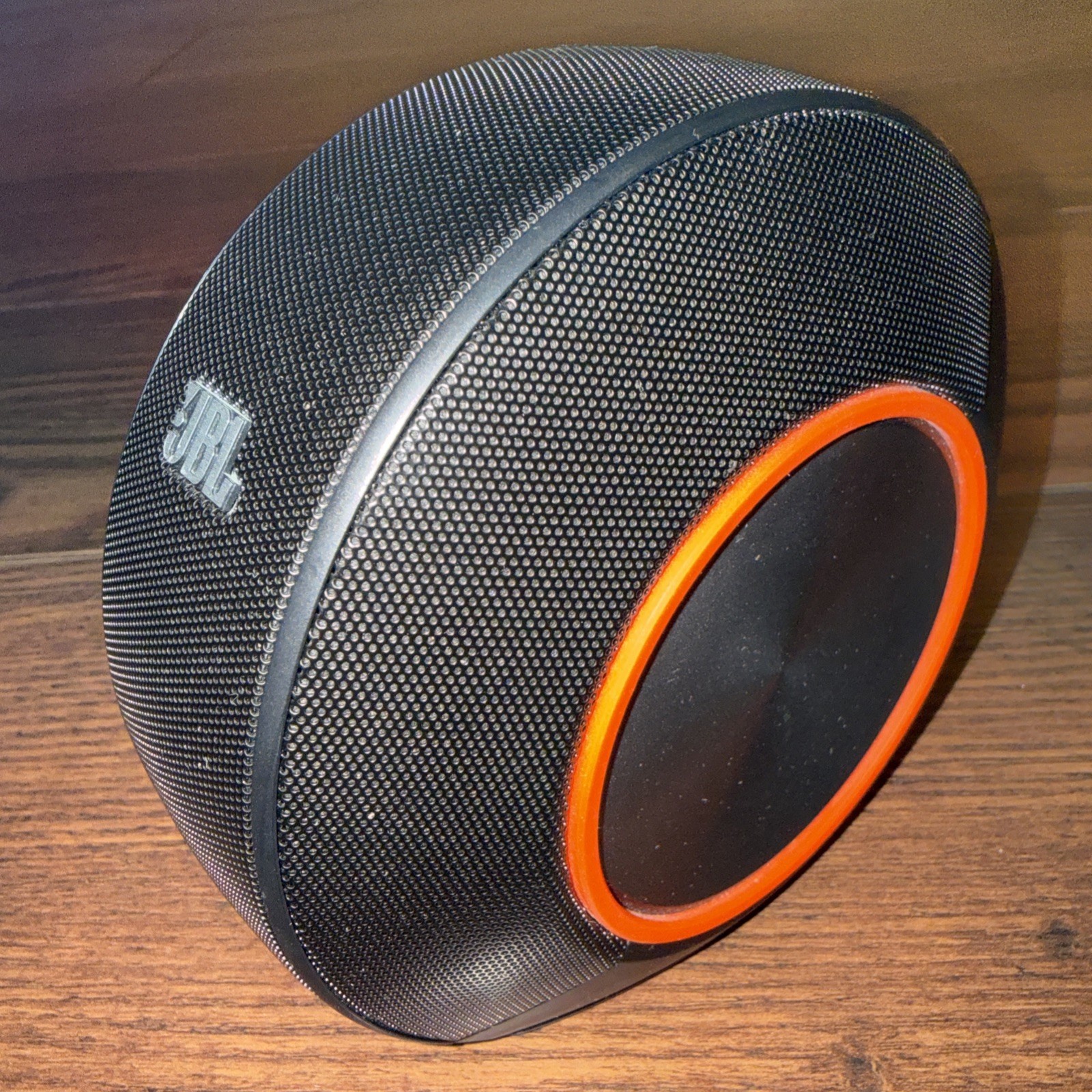 JBL Pebbles Speaker RIGHT ONLY Master Volume Knob USB Cable Aux Port Black Orang
