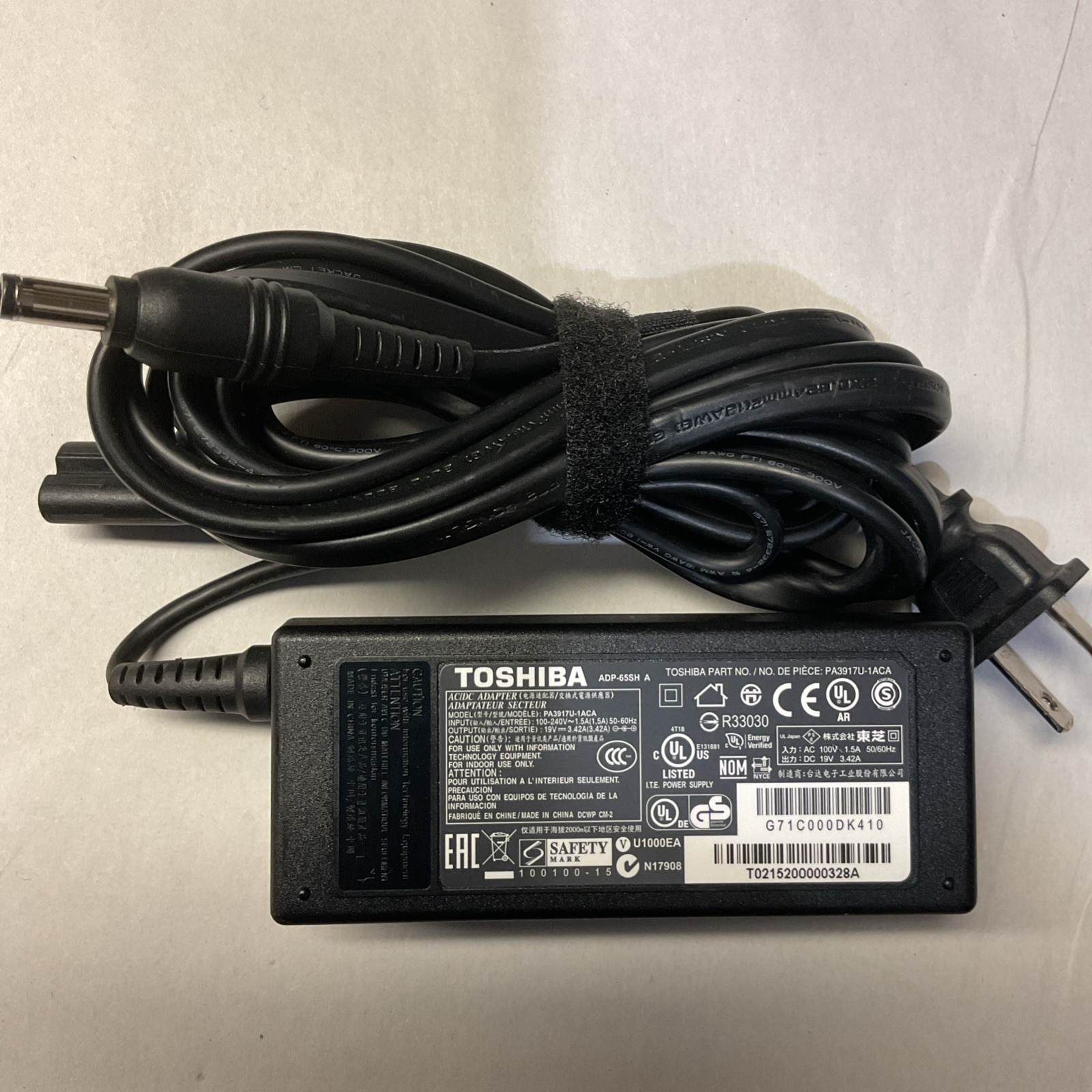 LOT OF 4 Original Toshiba PA3917U-1ACA Power Adapter 19V 3.42A 65W OEM 5.5x2.5mm