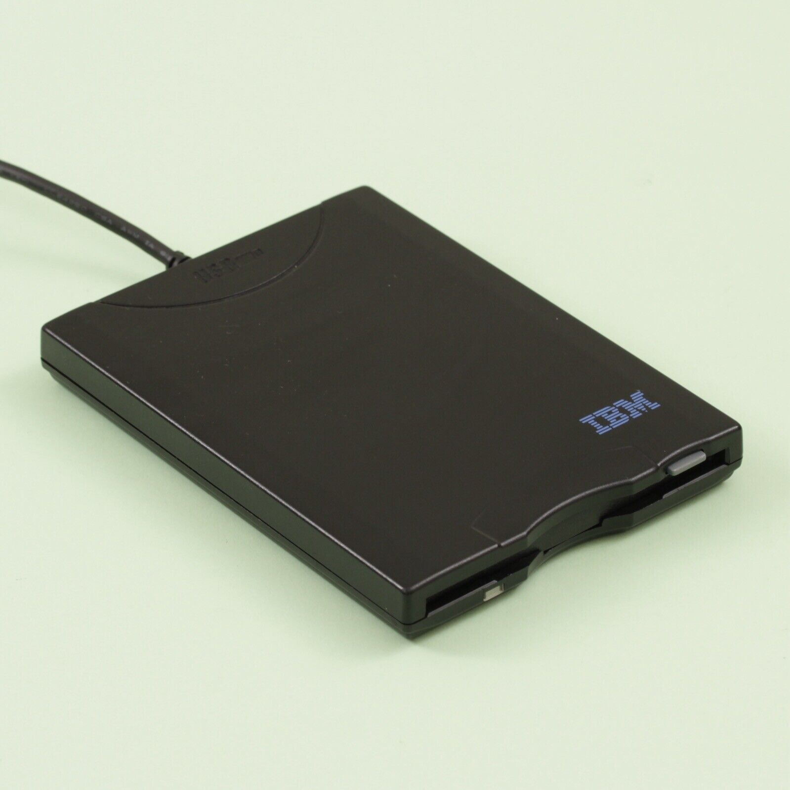 IBM Thinkpad Portable External USB 1.44 MB 3.5” FDD Floppy Disk Drive 06P5221