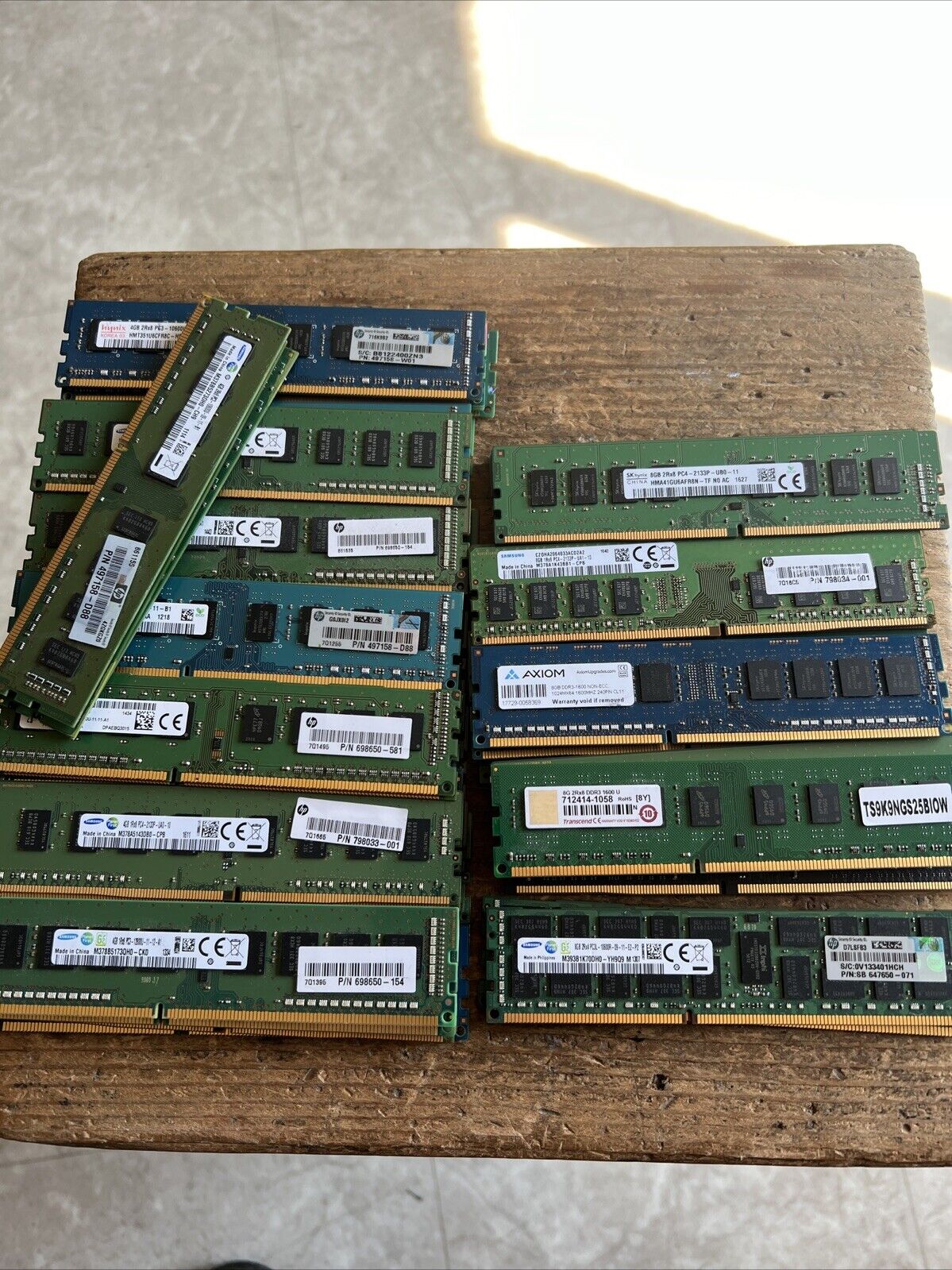 Lot of 59 mixed 4GB and 8GB desktop memory ram. 37 4GB And 22 8GB.