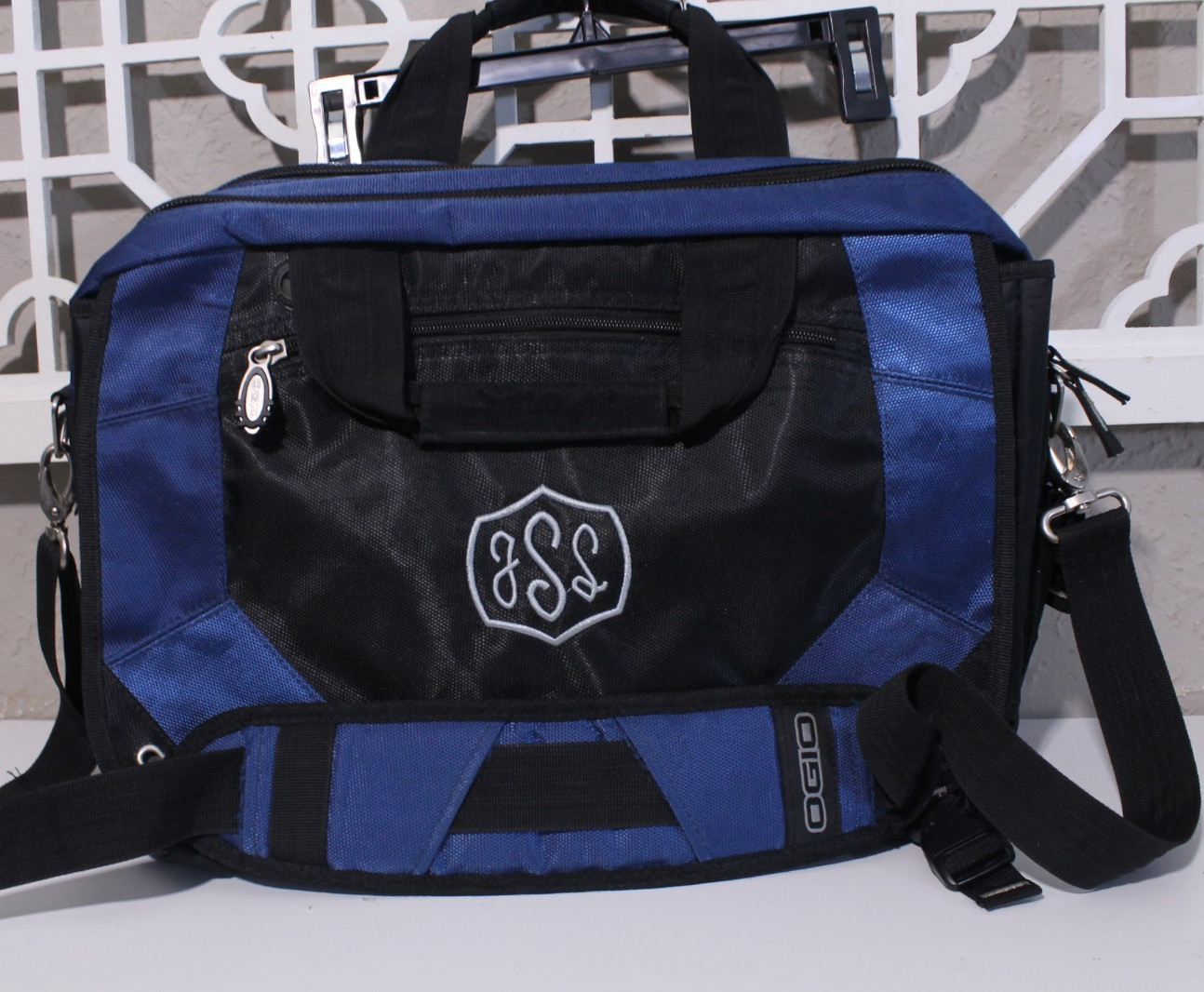 OGIO Corporate City Corp Messenger Bag Laptop Computer Bag Blue Black 18x14x6