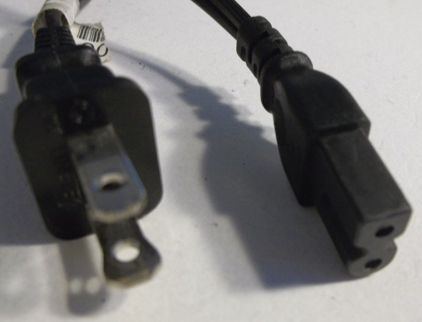 Lot of 2 High Quality Figure 8 polarized Power Cord 2 Prong  5ft