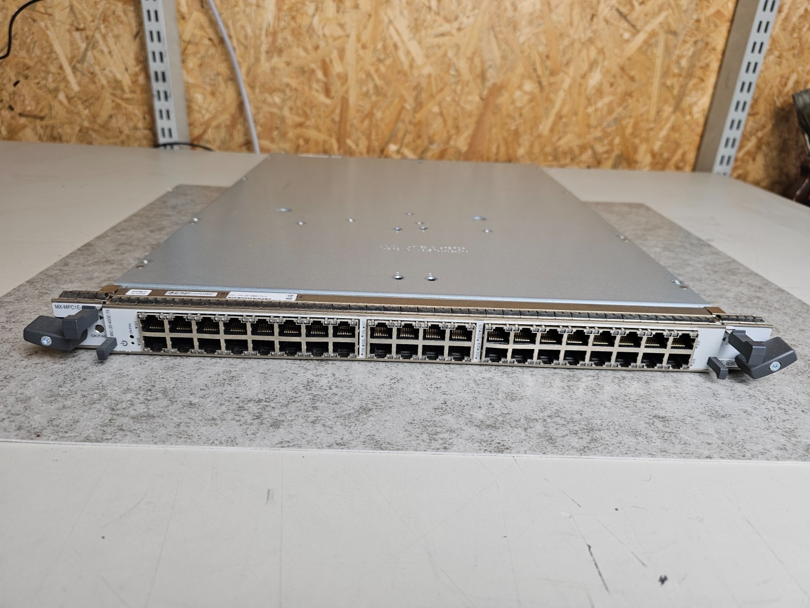 Juniper MX-MPC1E-3D w/ MIC-3D-40GE-TX-C – 40x 1GbE RJ45