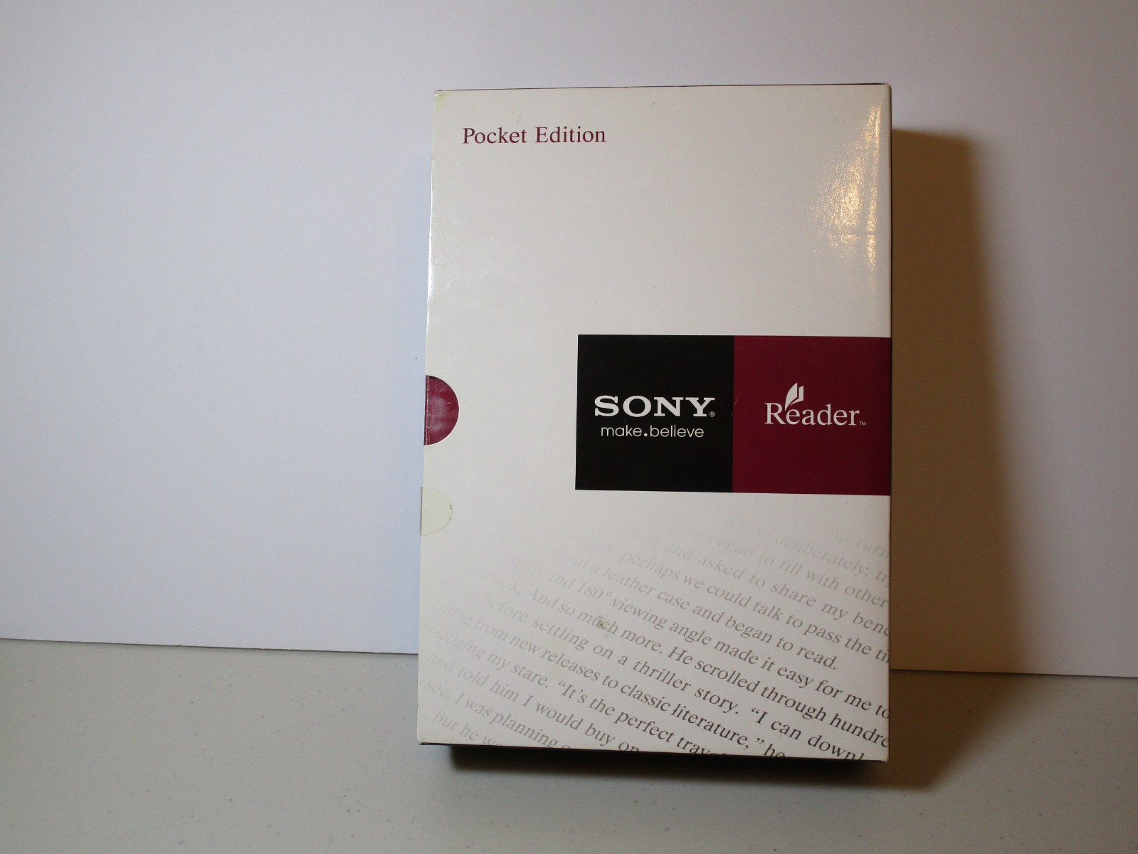 Sony PRS-300SC Pocket Edition Reader Bundle With Bonus Lighted Cover   Open Box