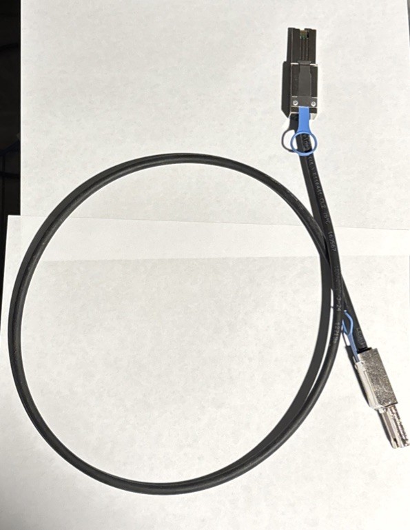 Dell VDCHF 1M External Mini SAS SFF-8088 to SFF-8088 Stacking Cable N2000 N3000