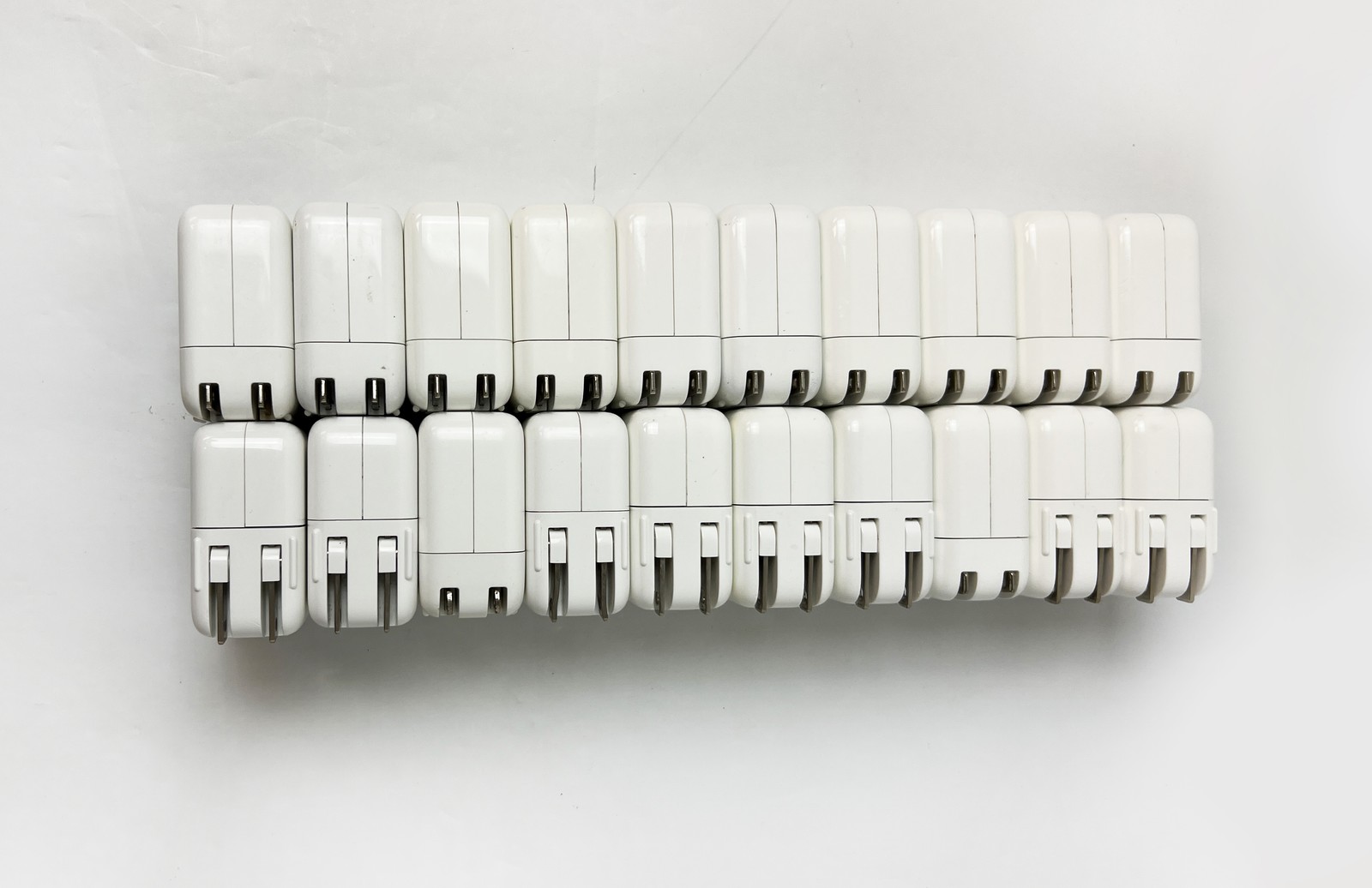 Lot of 20 Genuine OEM Apple 30W USB-C Power Adapter for iPhone iPad MacBook Air