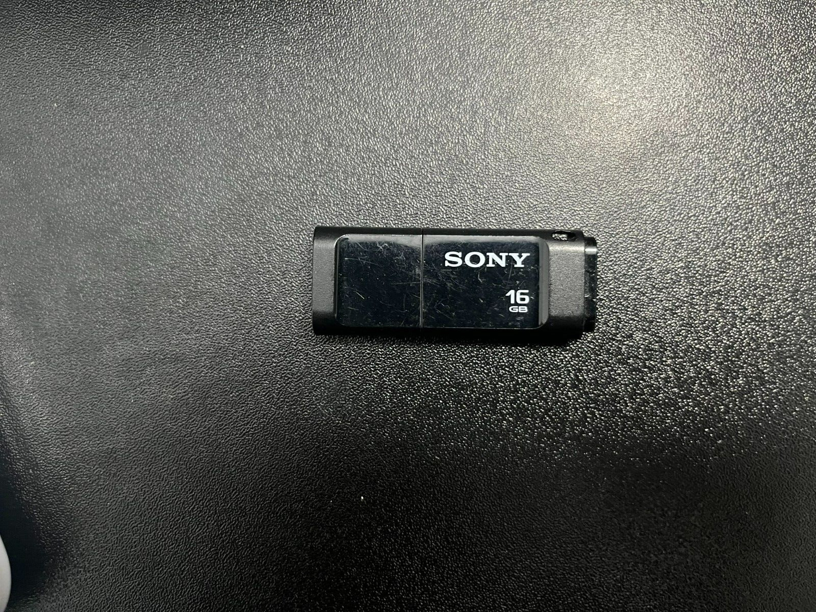 Sony 16GB USB Flash Drive