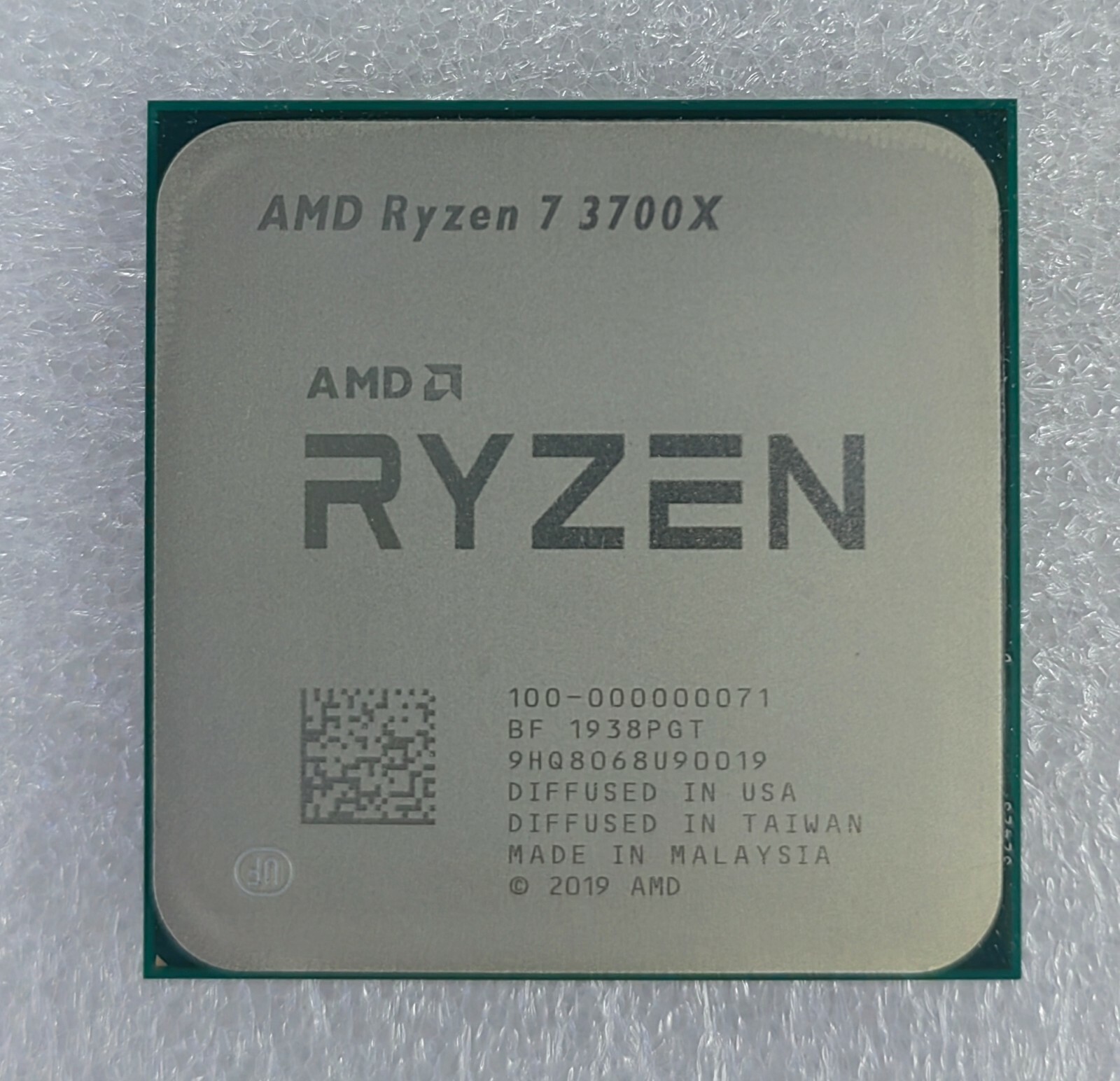 AMD Ryzen 7 3700X Desktop CPU Processor   R7 Socket AM4 CPU Eight-Core Good Work