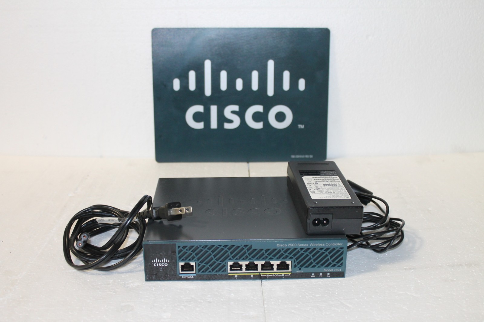 Cisco AIR-CT2504-25-K9 Wireless Controller 25 Access Point Lic AIR-CT2504 