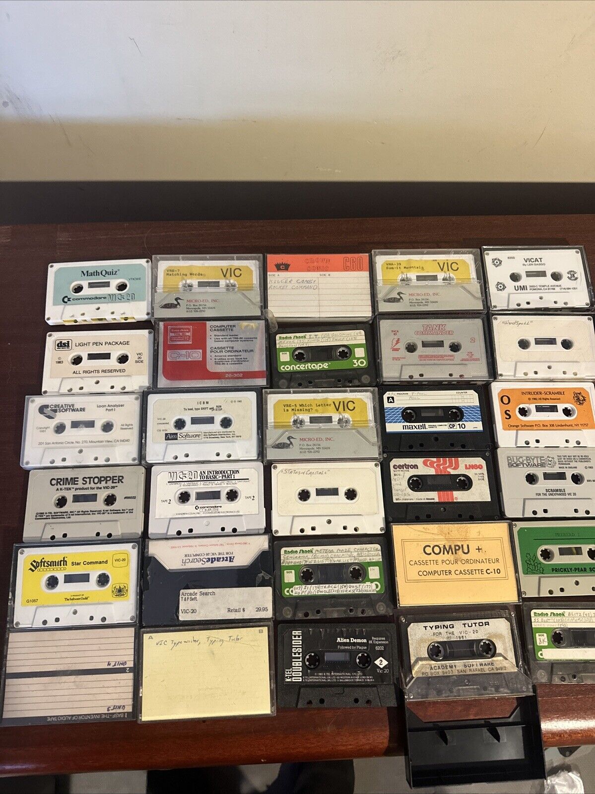 Commodore Vic 20 - Lot Of 30 Loose Cartridge/cassette games Apps # Lot 28 Vic-20