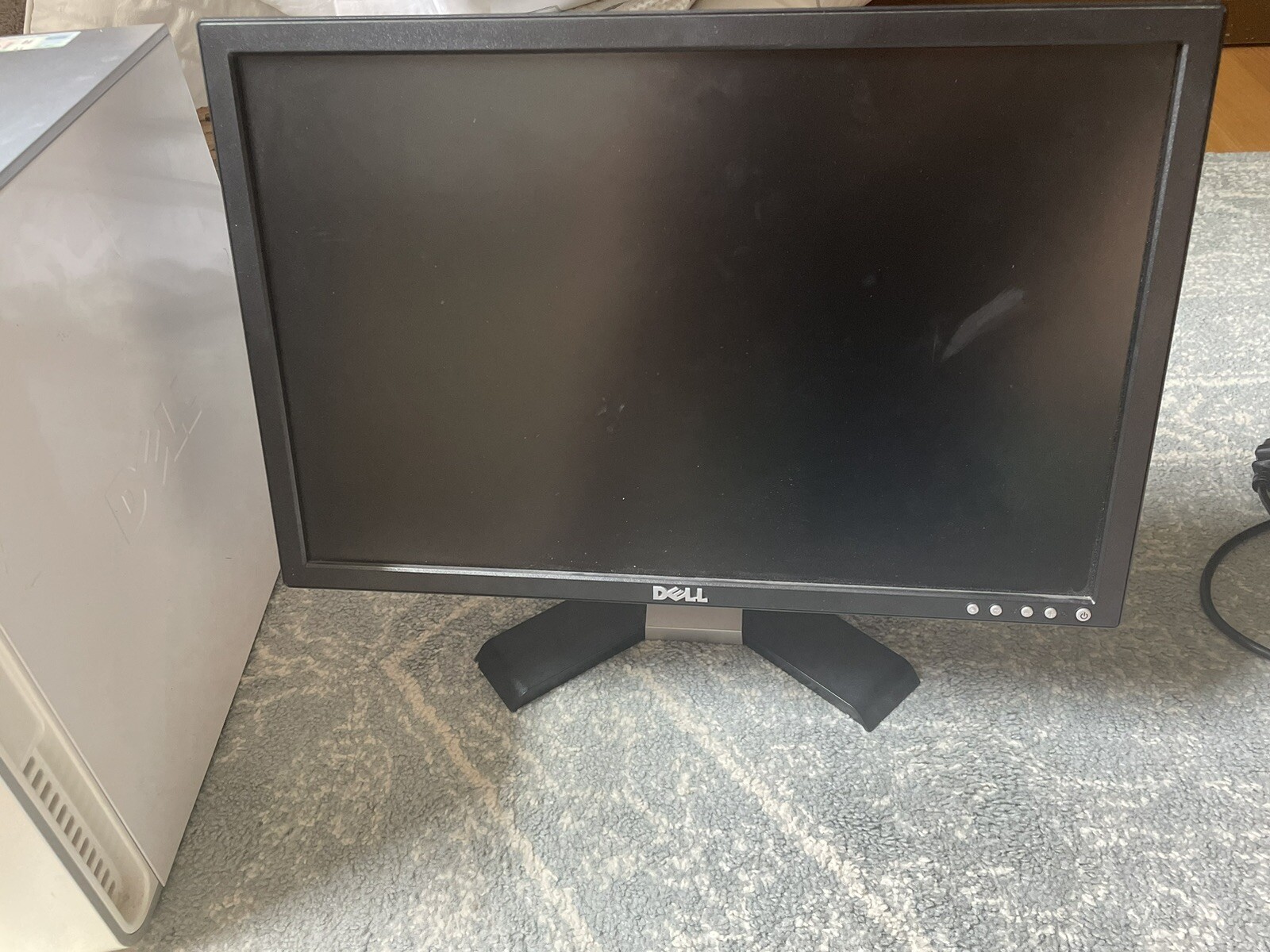 Dell Ultra Sharp 2009WT 20" 1680x1050 LCD Monitor (Untested But With  No Issues)